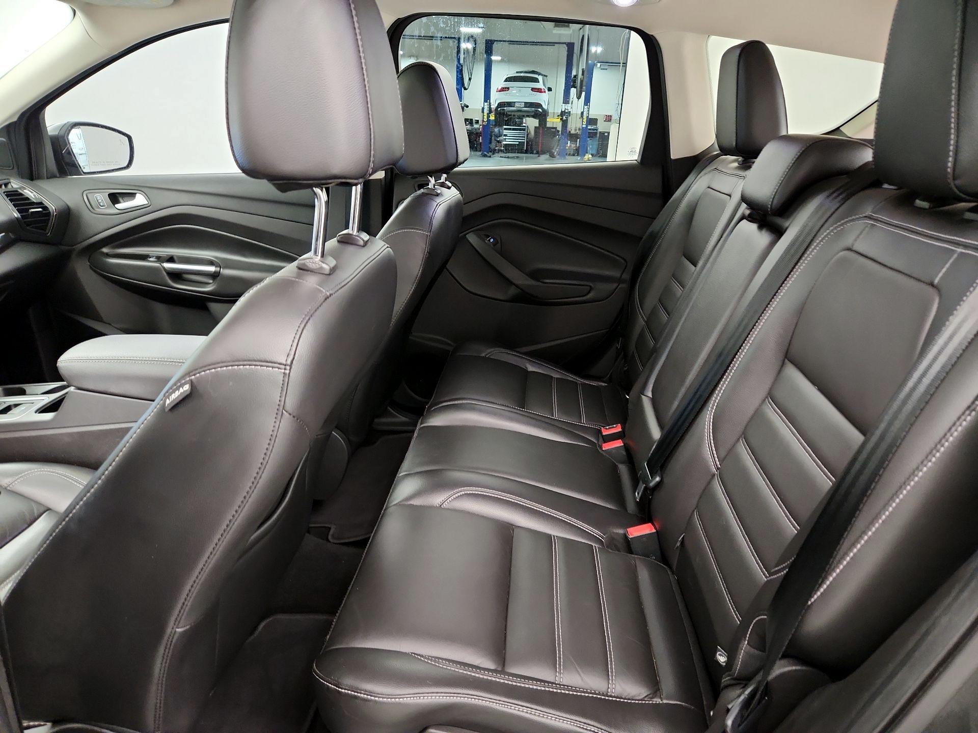 Thumbnail: 2017 Ford Escape - 20
