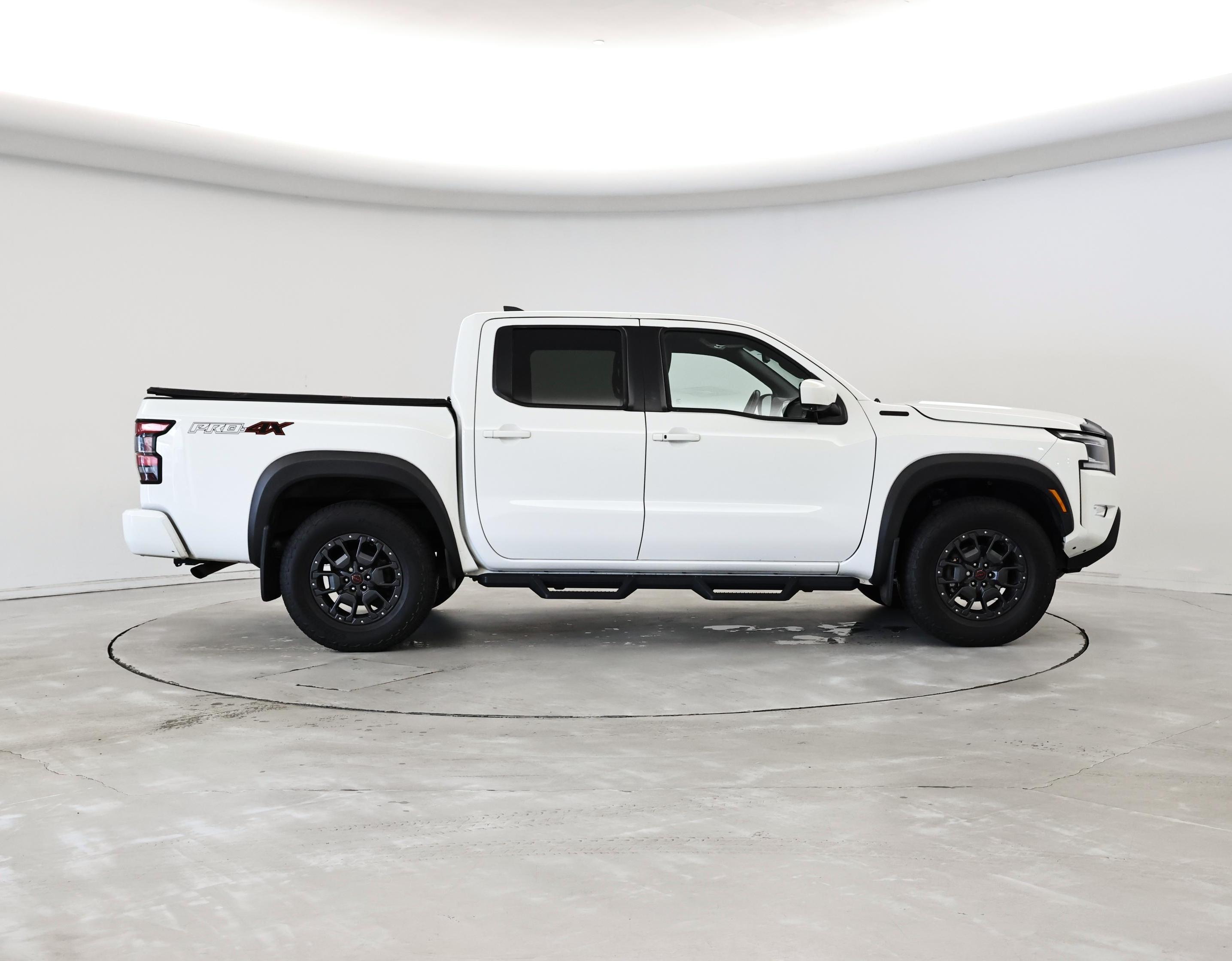 Thumbnail: 2023 Nissan Frontier - 7