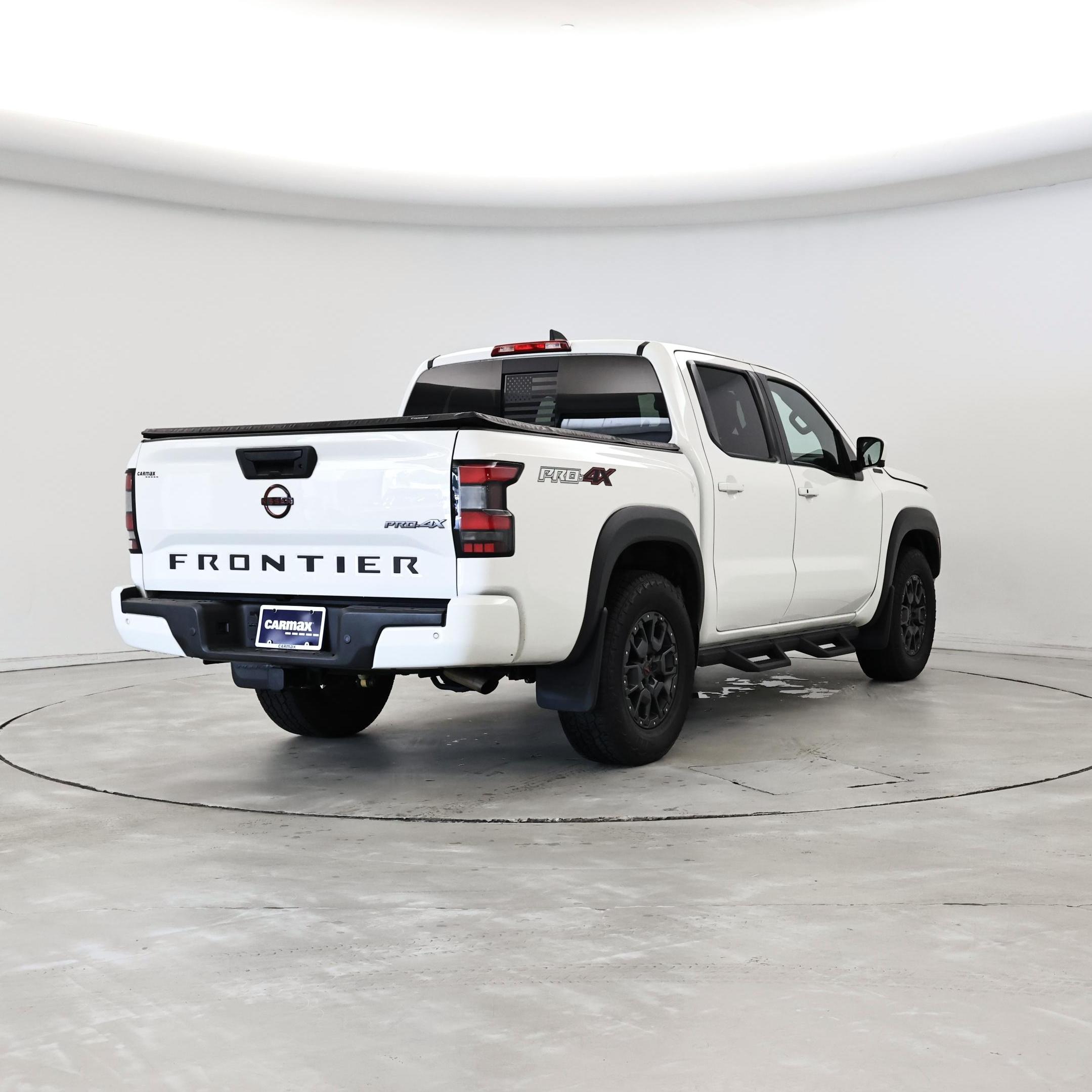 Thumbnail: 2023 Nissan Frontier - 8