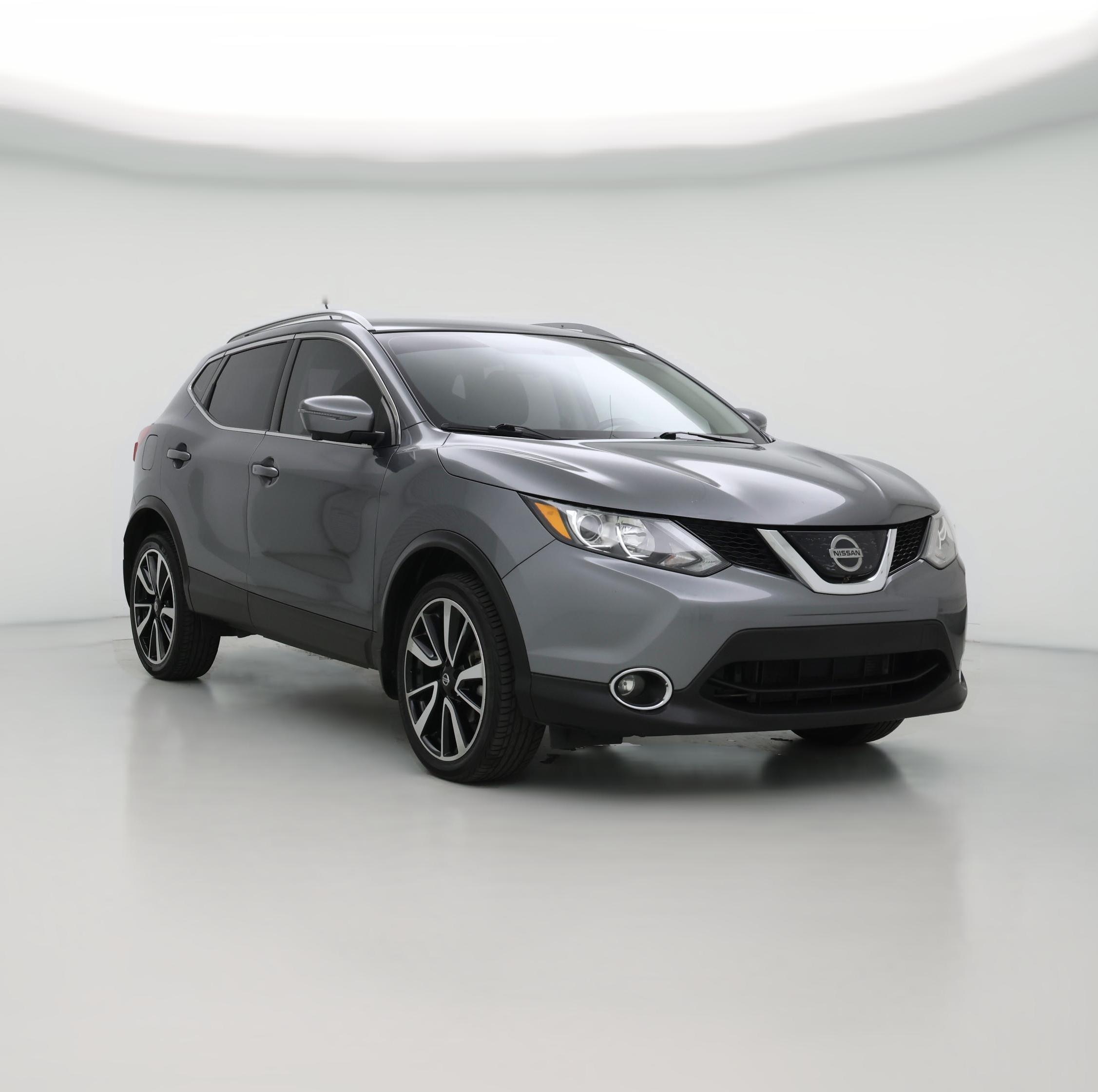 Thumbnail: 2018 Nissan Rogue Sport - 1