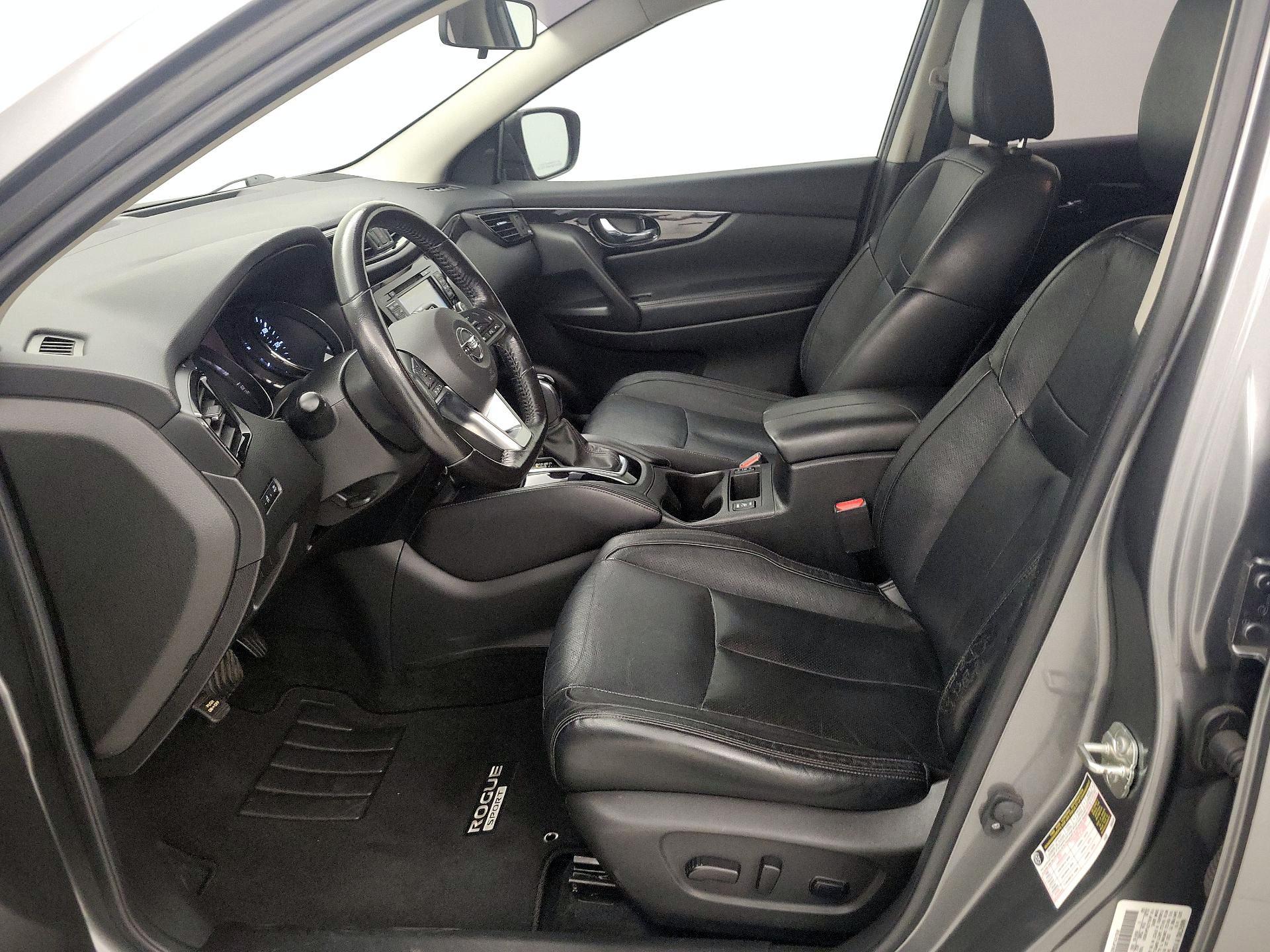 Thumbnail: 2018 Nissan Rogue Sport - 11