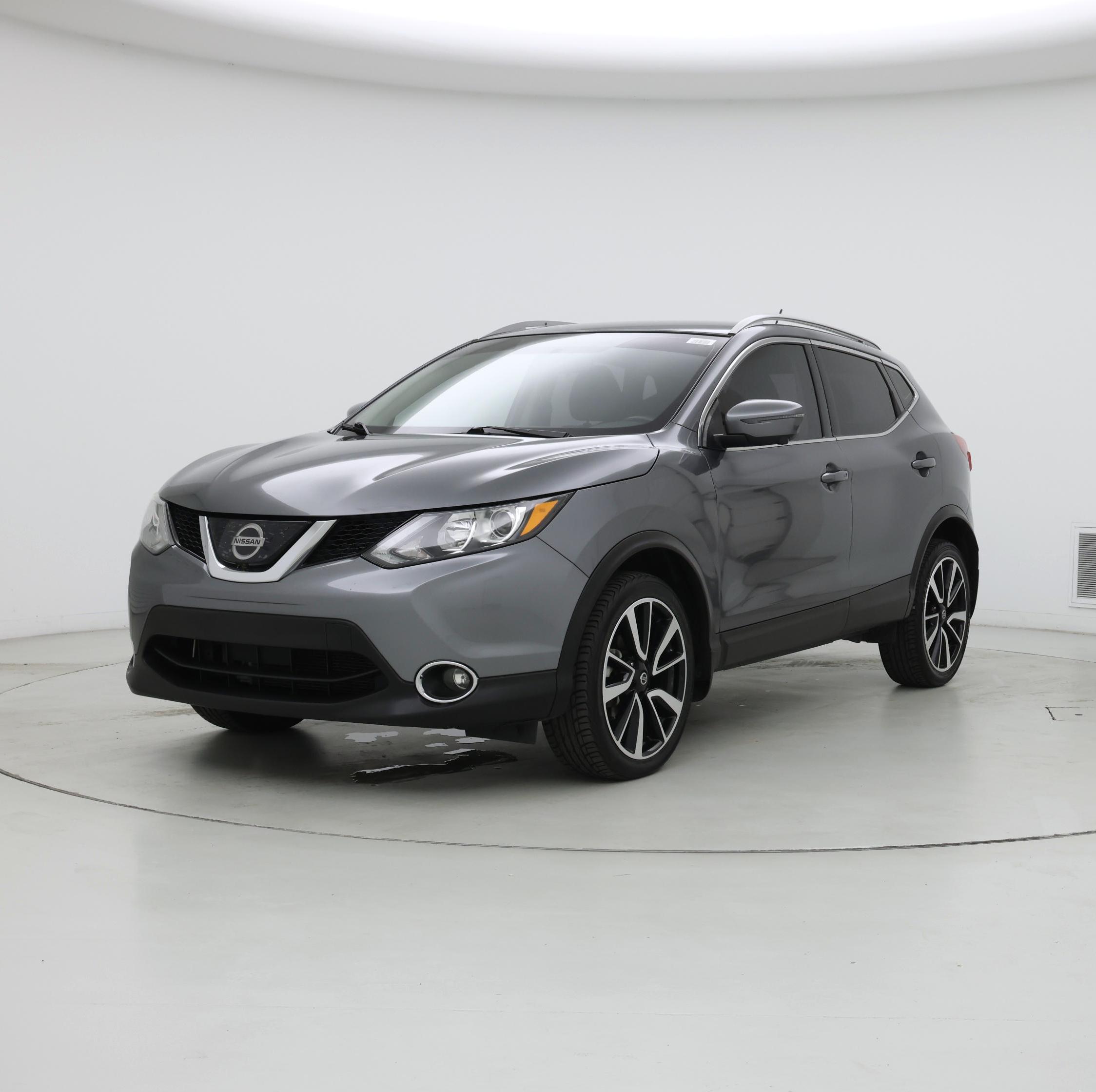 Thumbnail: 2018 Nissan Rogue Sport - 4