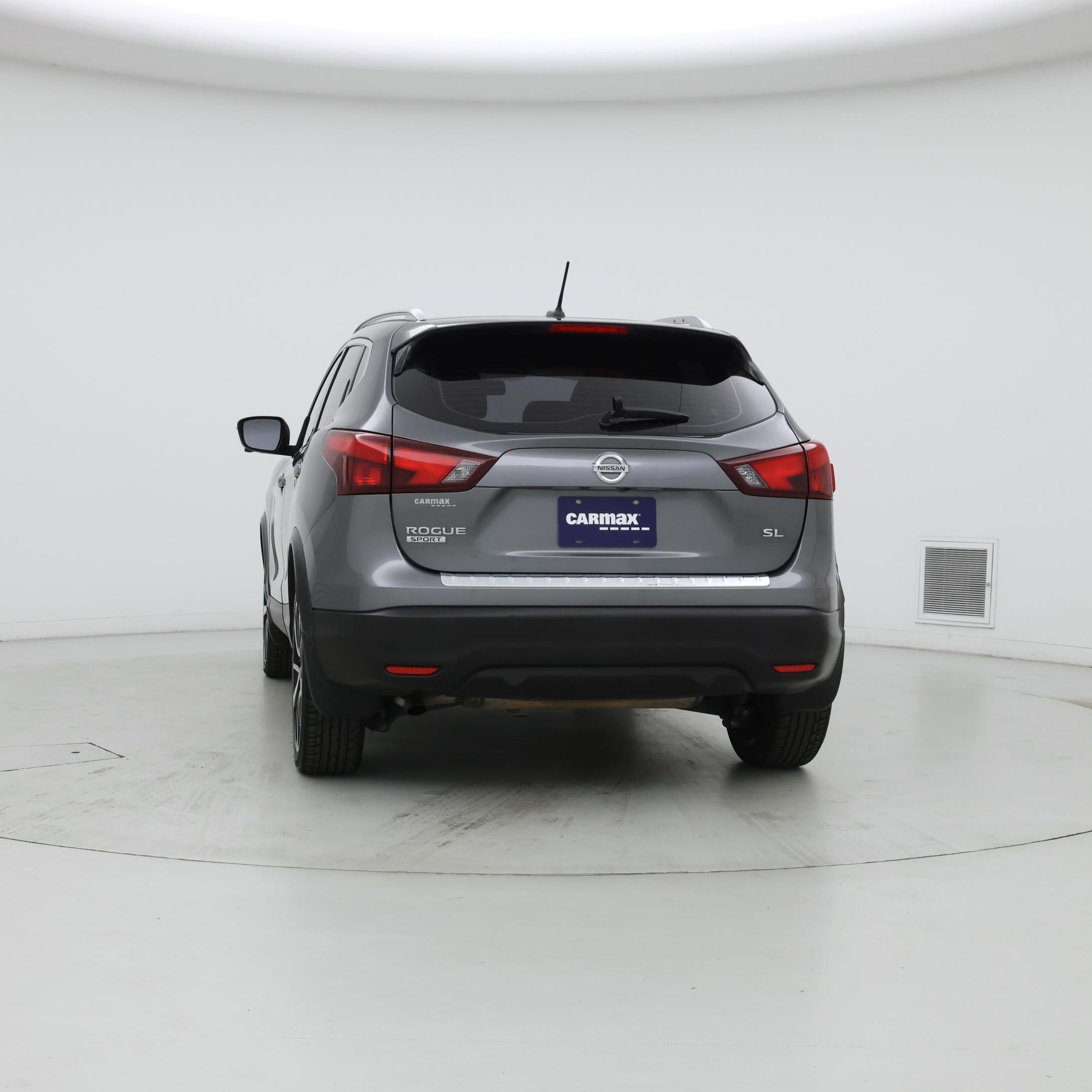 Thumbnail: 2018 Nissan Rogue Sport - 6