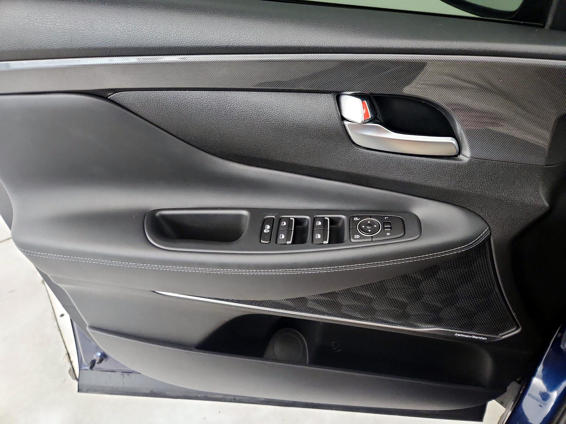 Thumbnail: 2022 Hyundai Santa Fe - 12