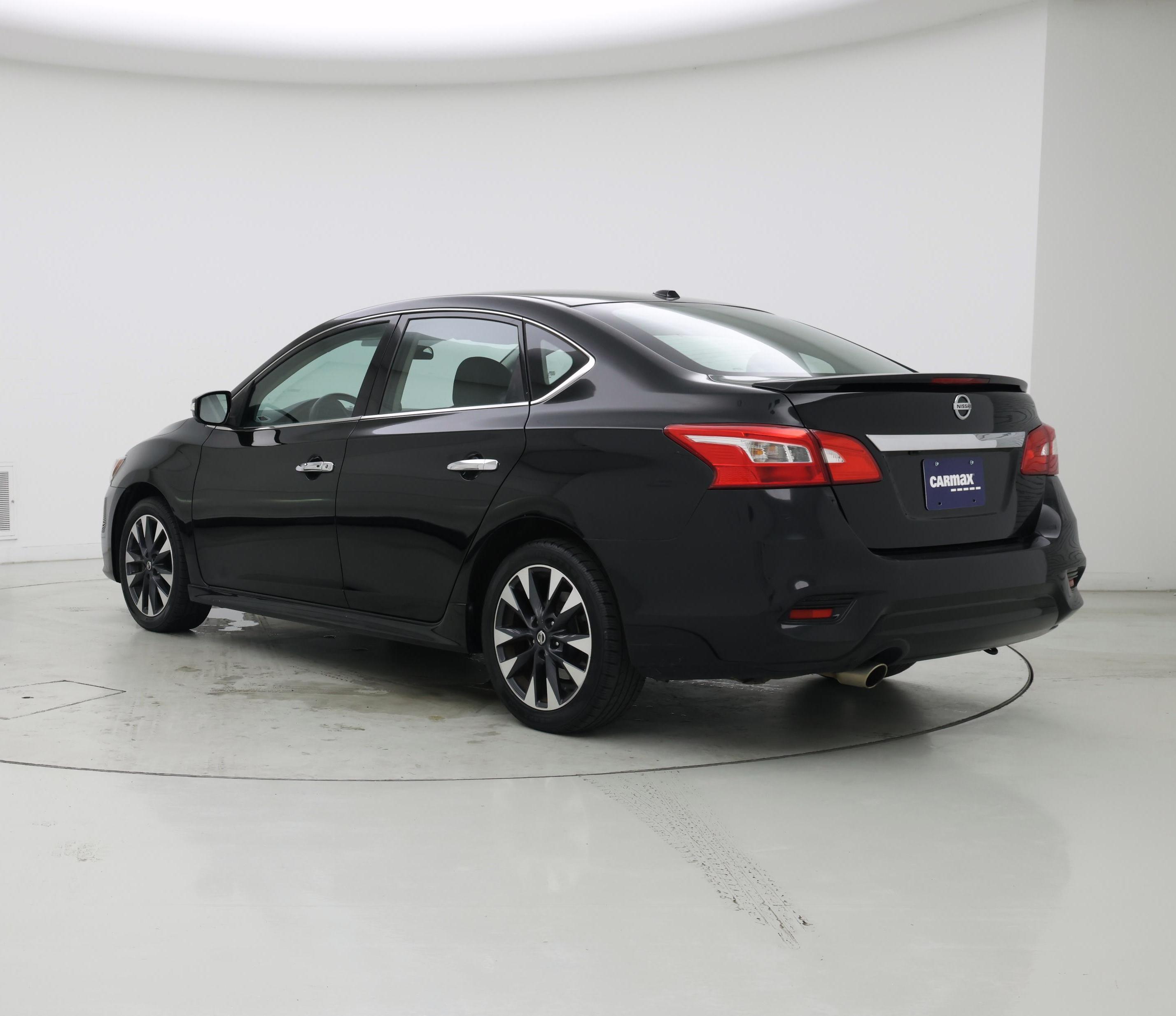 Thumbnail: 2017 Nissan Sentra - 2