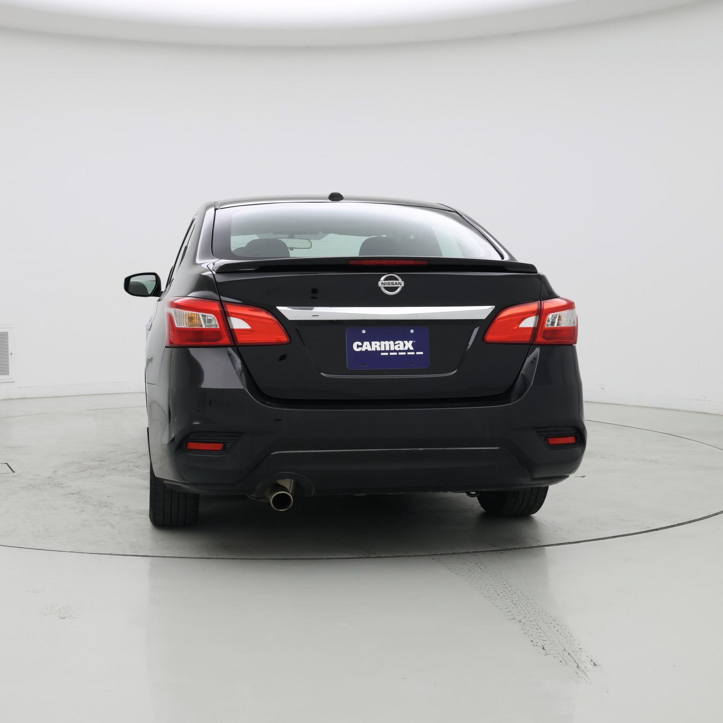 Thumbnail: 2017 Nissan Sentra - 6