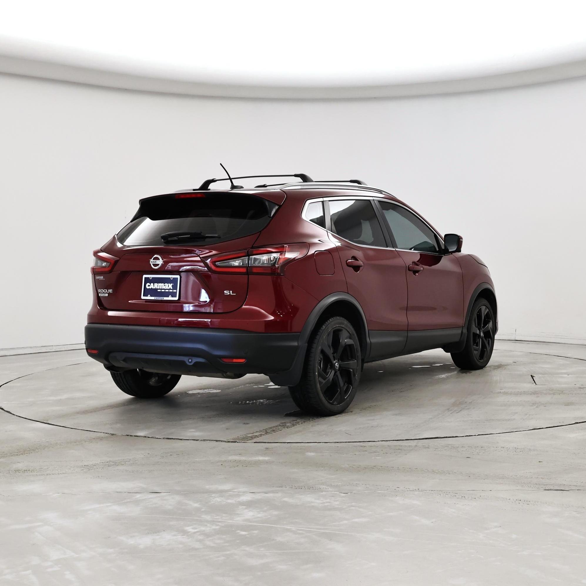 Thumbnail: 2021 Nissan Rogue Sport - 8
