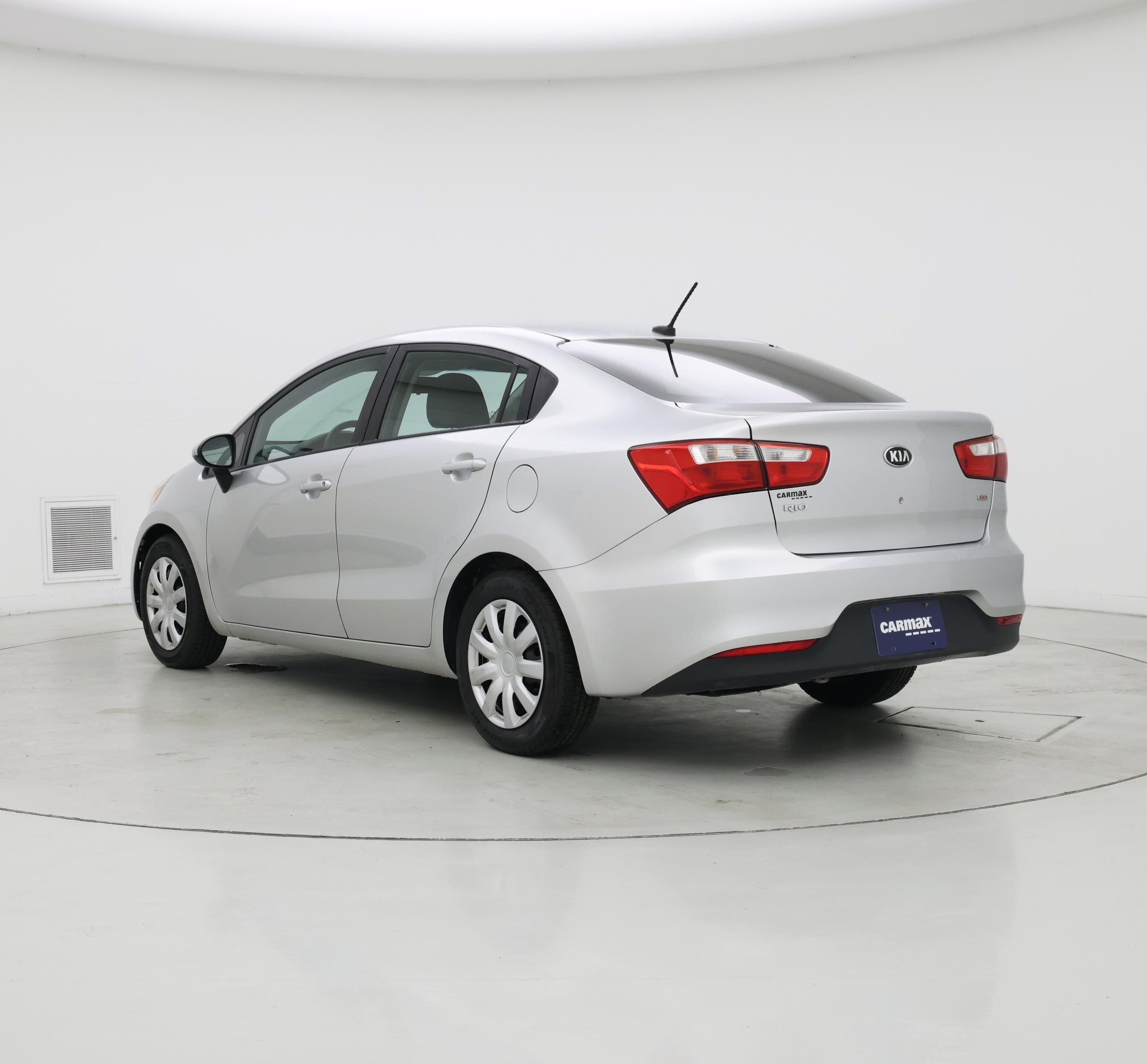 Thumbnail: 2016 Kia Rio - 2
