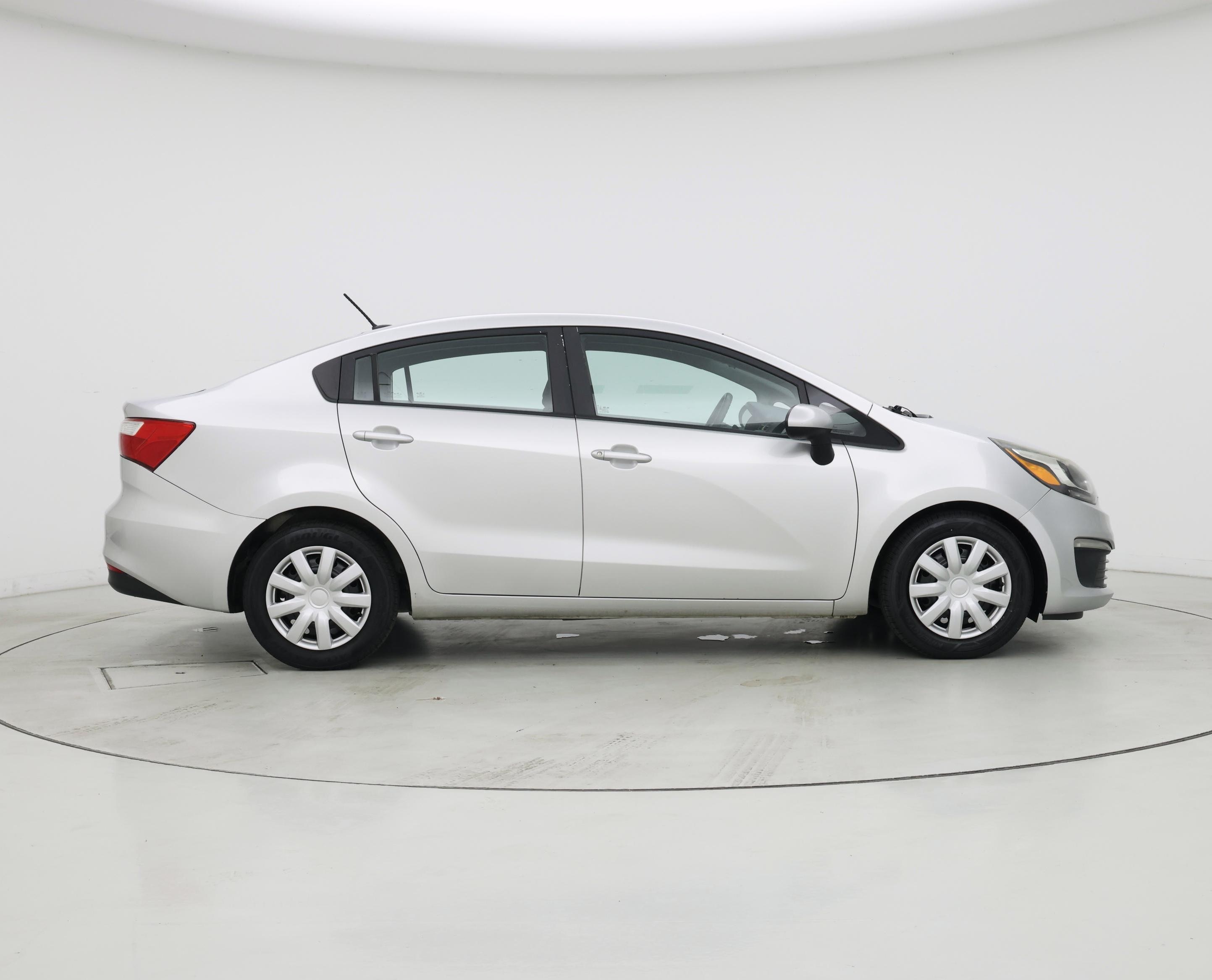 Thumbnail: 2016 Kia Rio - 7