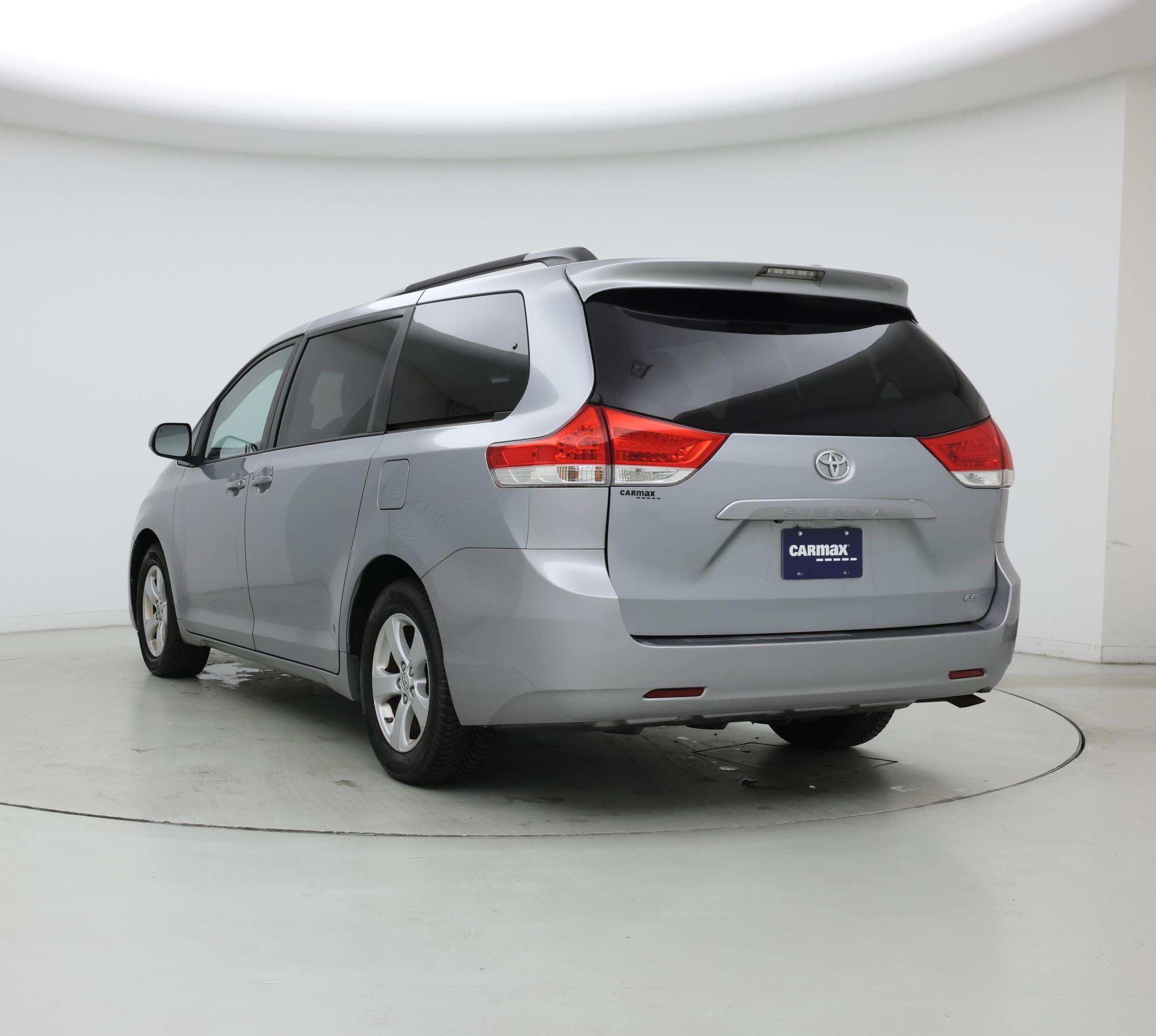 Thumbnail: 2014 Toyota Sienna - 2