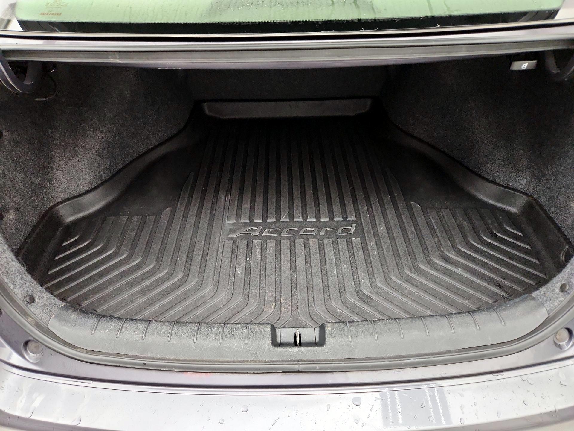 Thumbnail: 2014 Honda Accord - 20