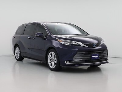 Blue 2022 Toyota Sienna Hybrid Platinum