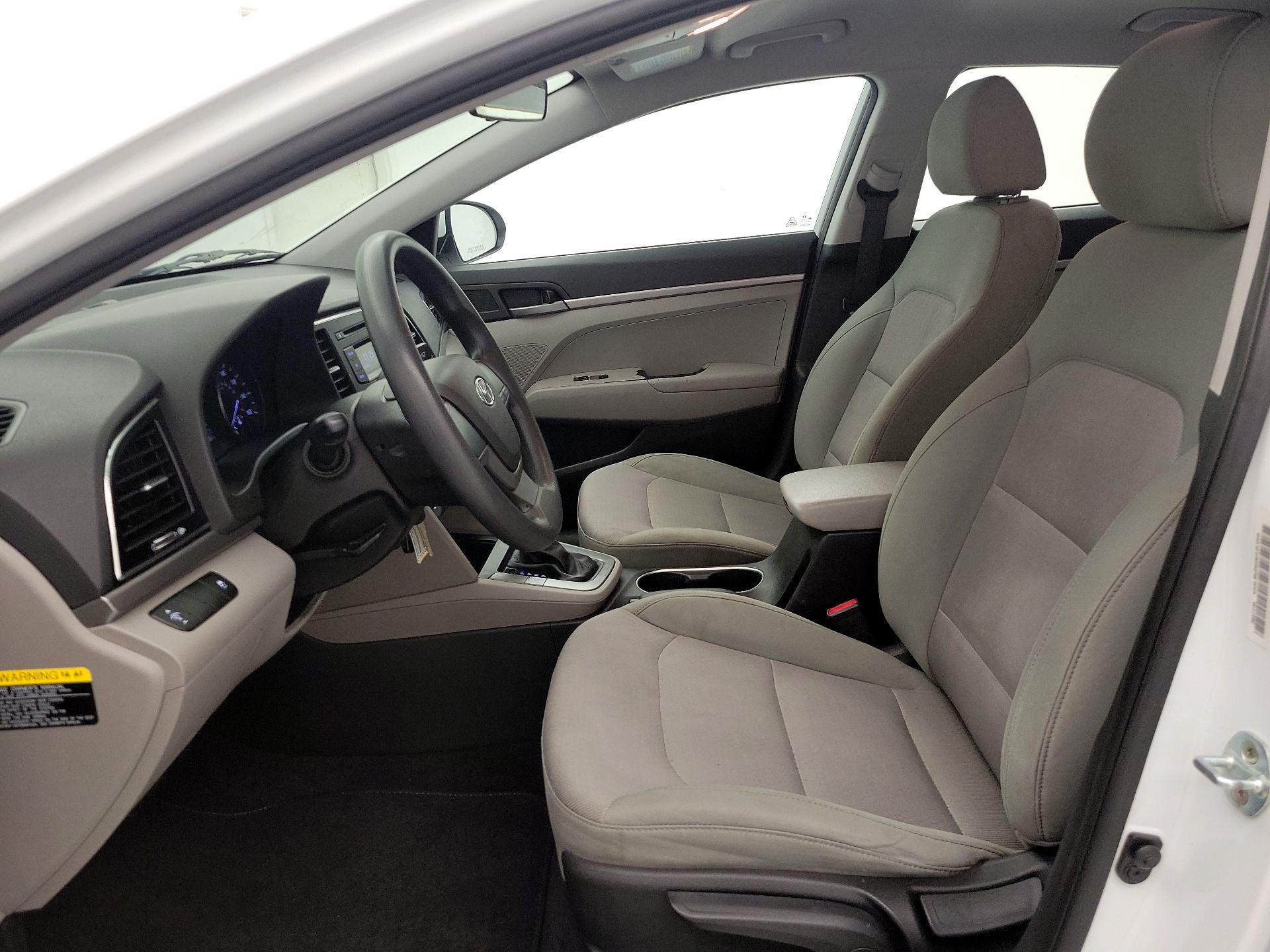 Thumbnail: 2017 Hyundai Elantra - 11