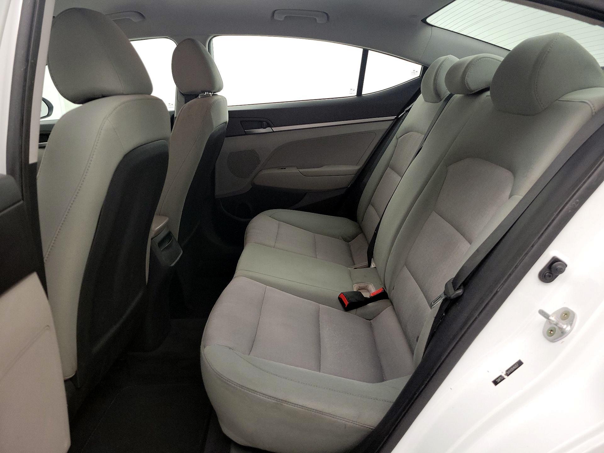 Thumbnail: 2017 Hyundai Elantra - 18