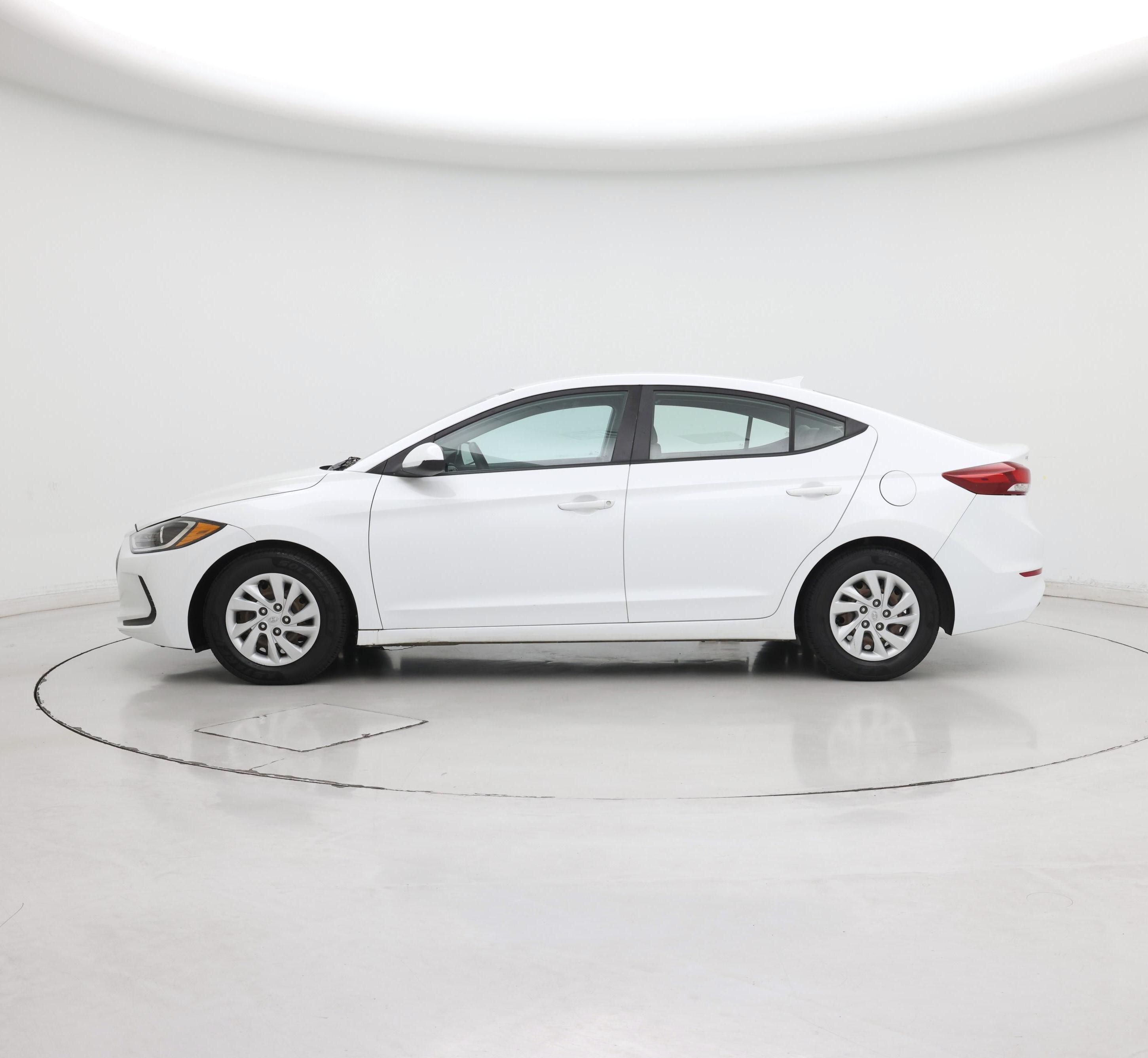 Thumbnail: 2017 Hyundai Elantra - 3