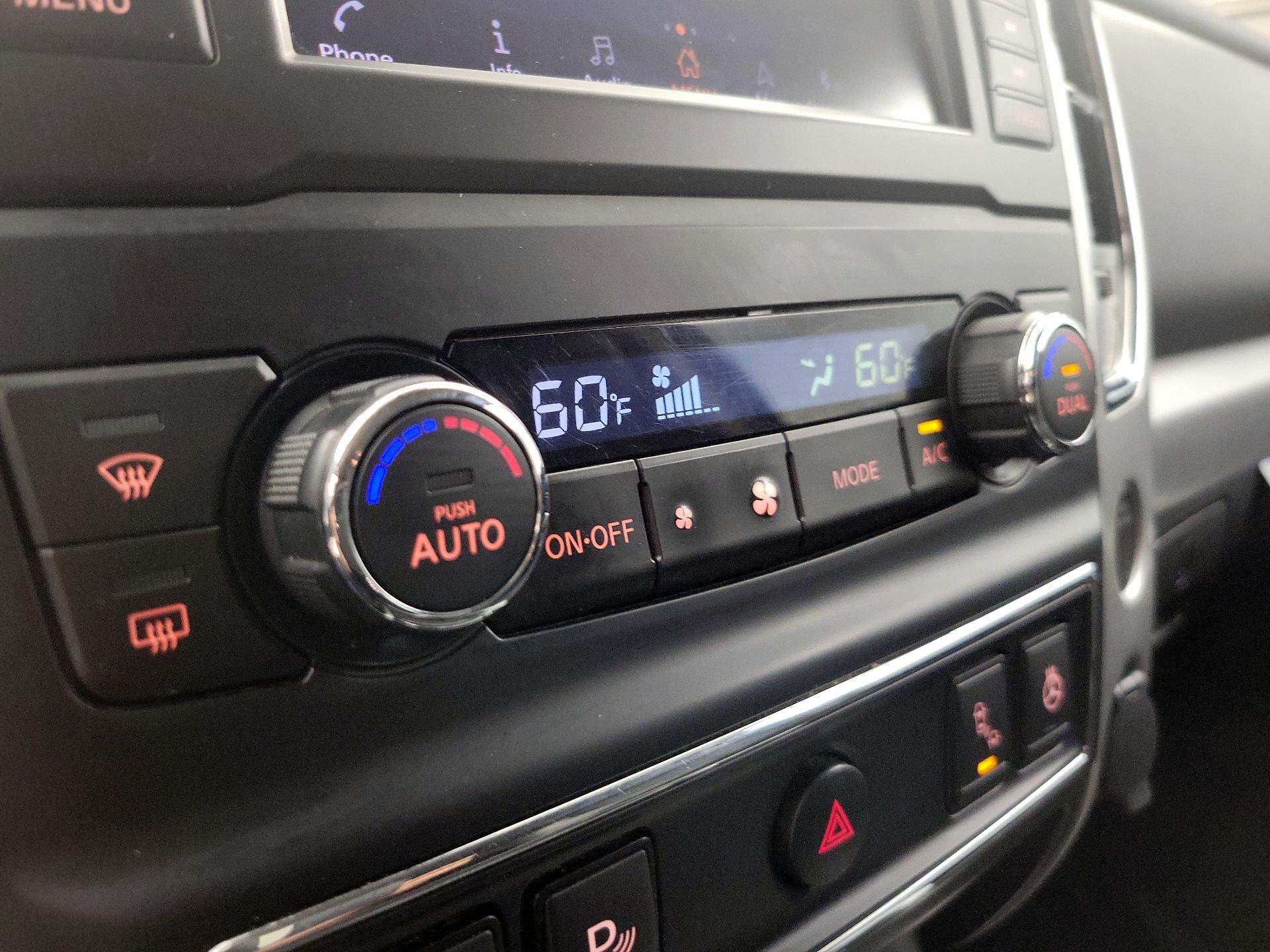 Thumbnail: 2019 Nissan Titan - 17