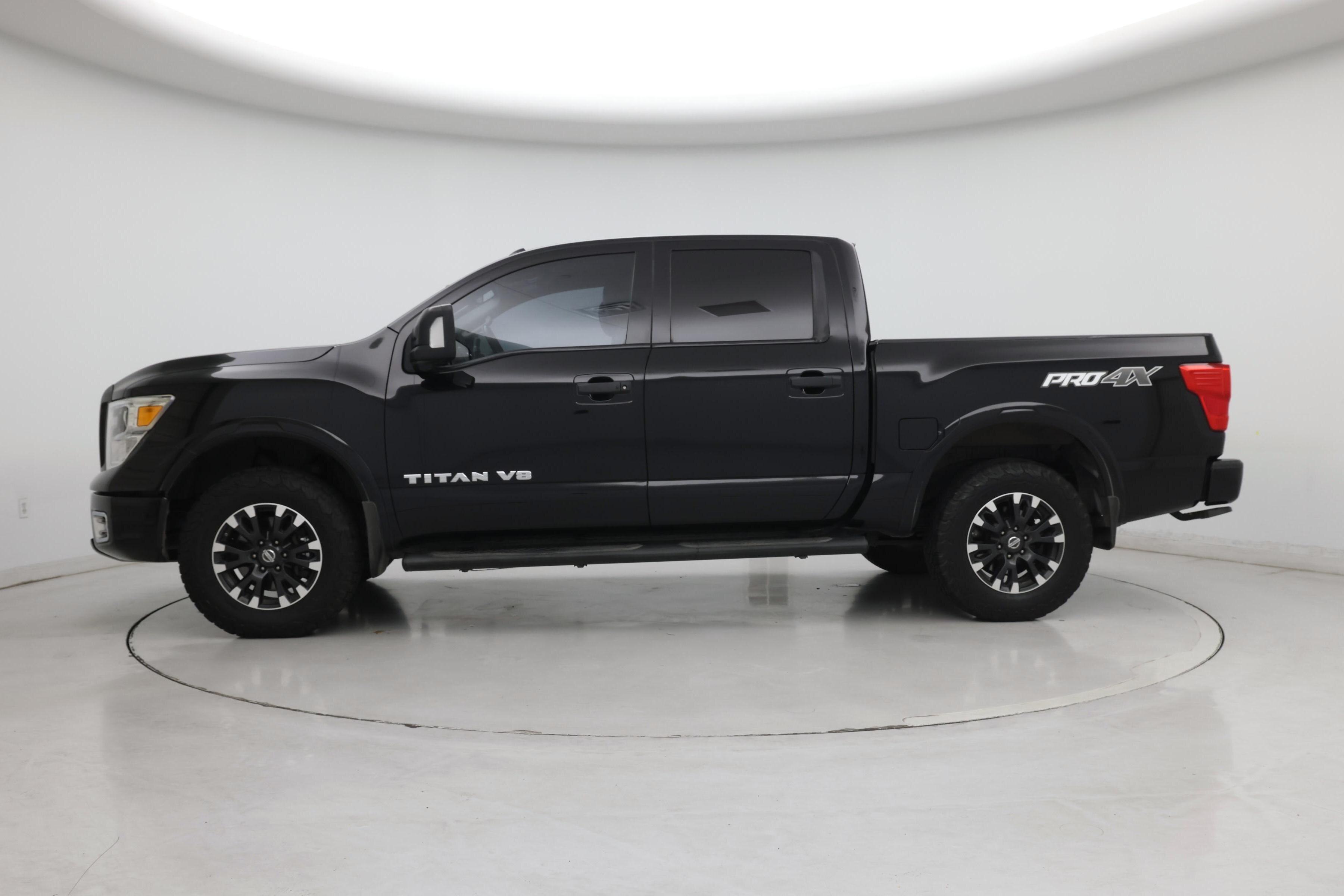 Thumbnail: 2019 Nissan Titan - 3