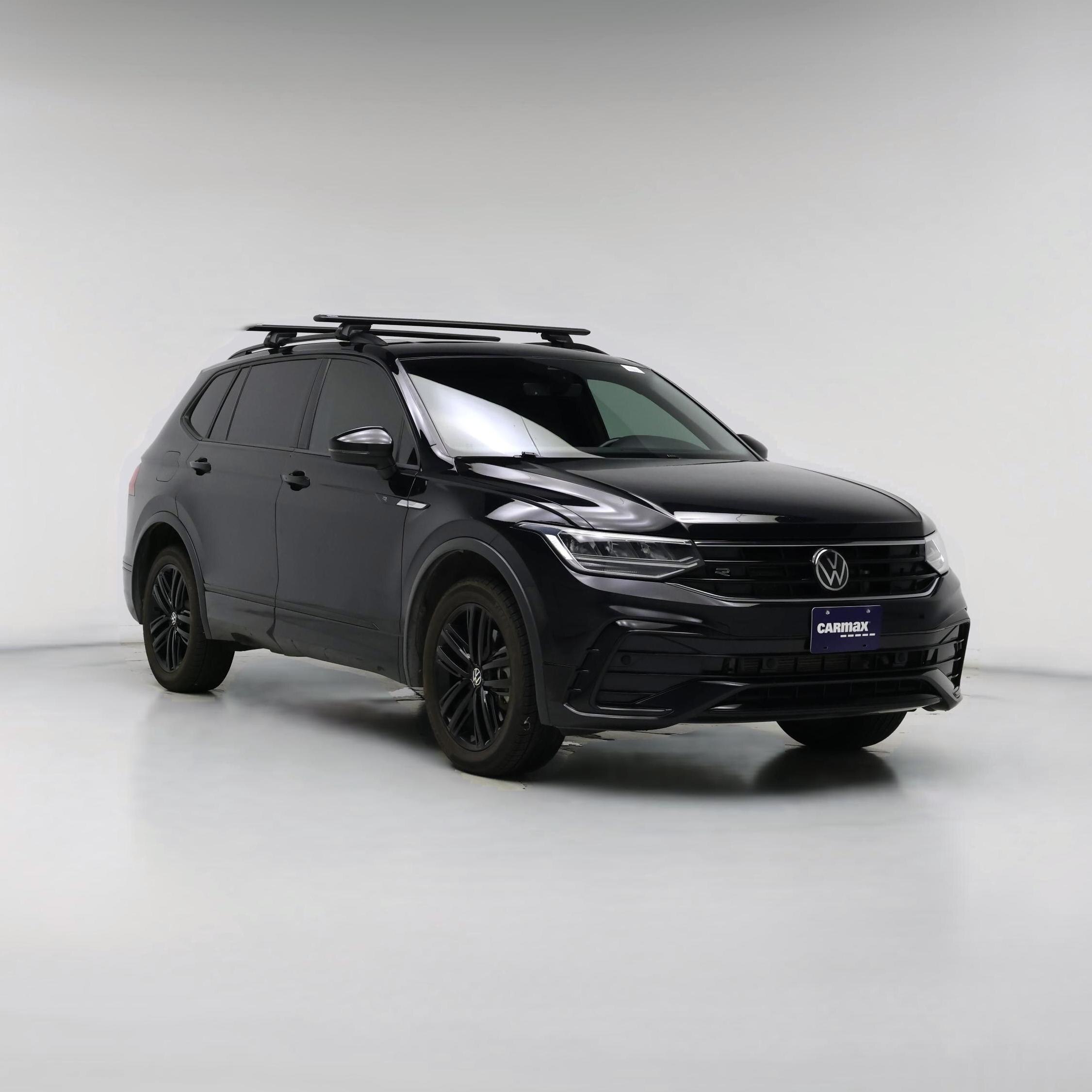 Thumbnail: 2022 Volkswagen Tiguan - 1