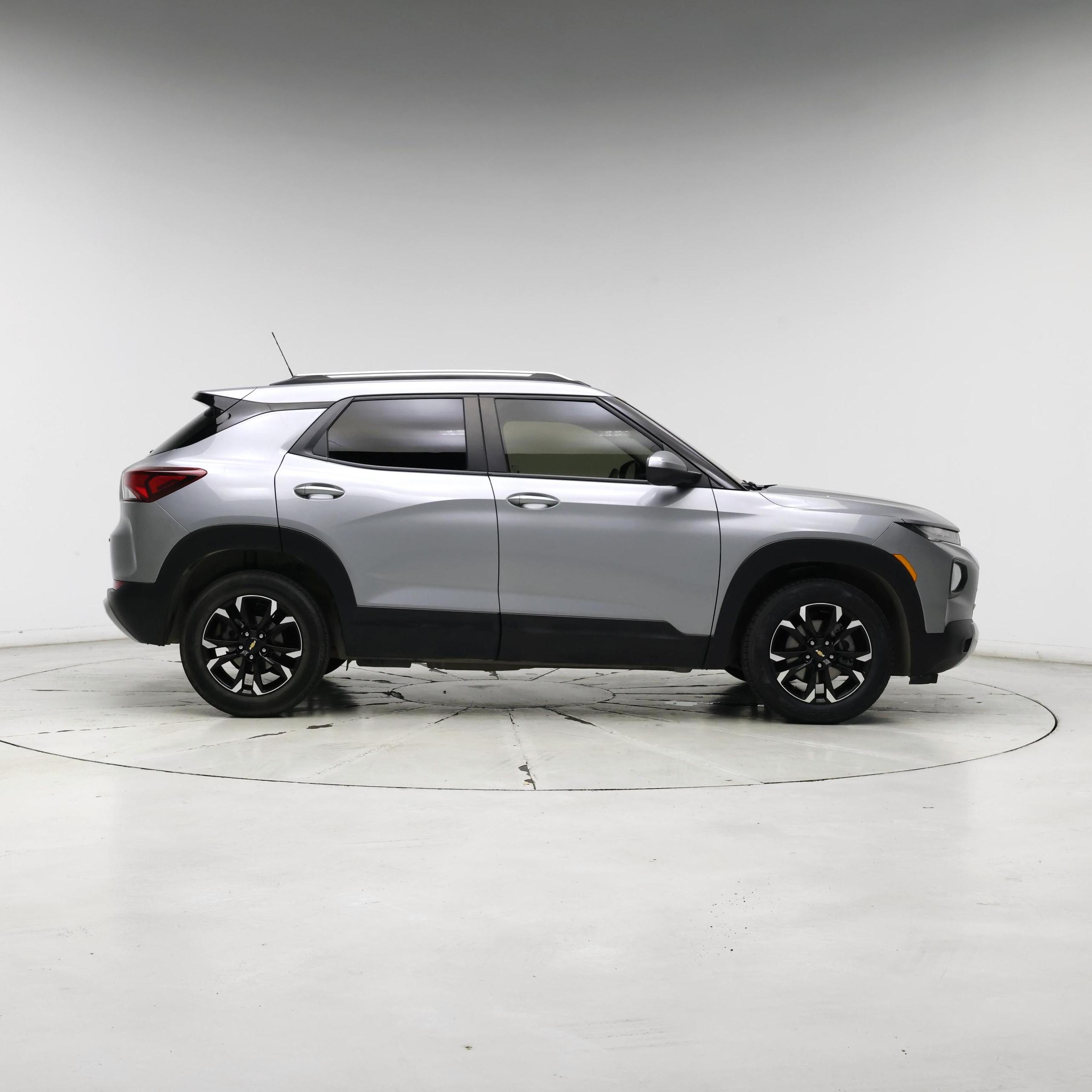 Thumbnail: 2023 Chevrolet TrailBlazer - 7