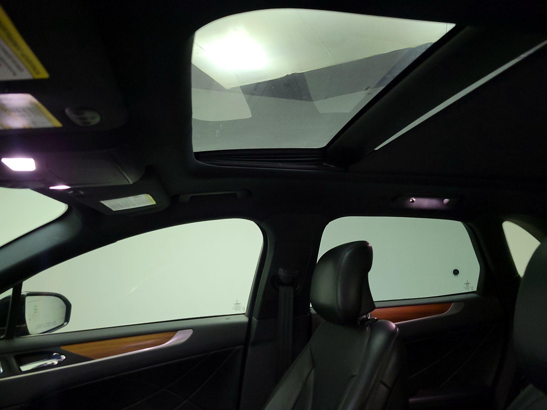 Thumbnail: 2019 Lincoln MKC - 20