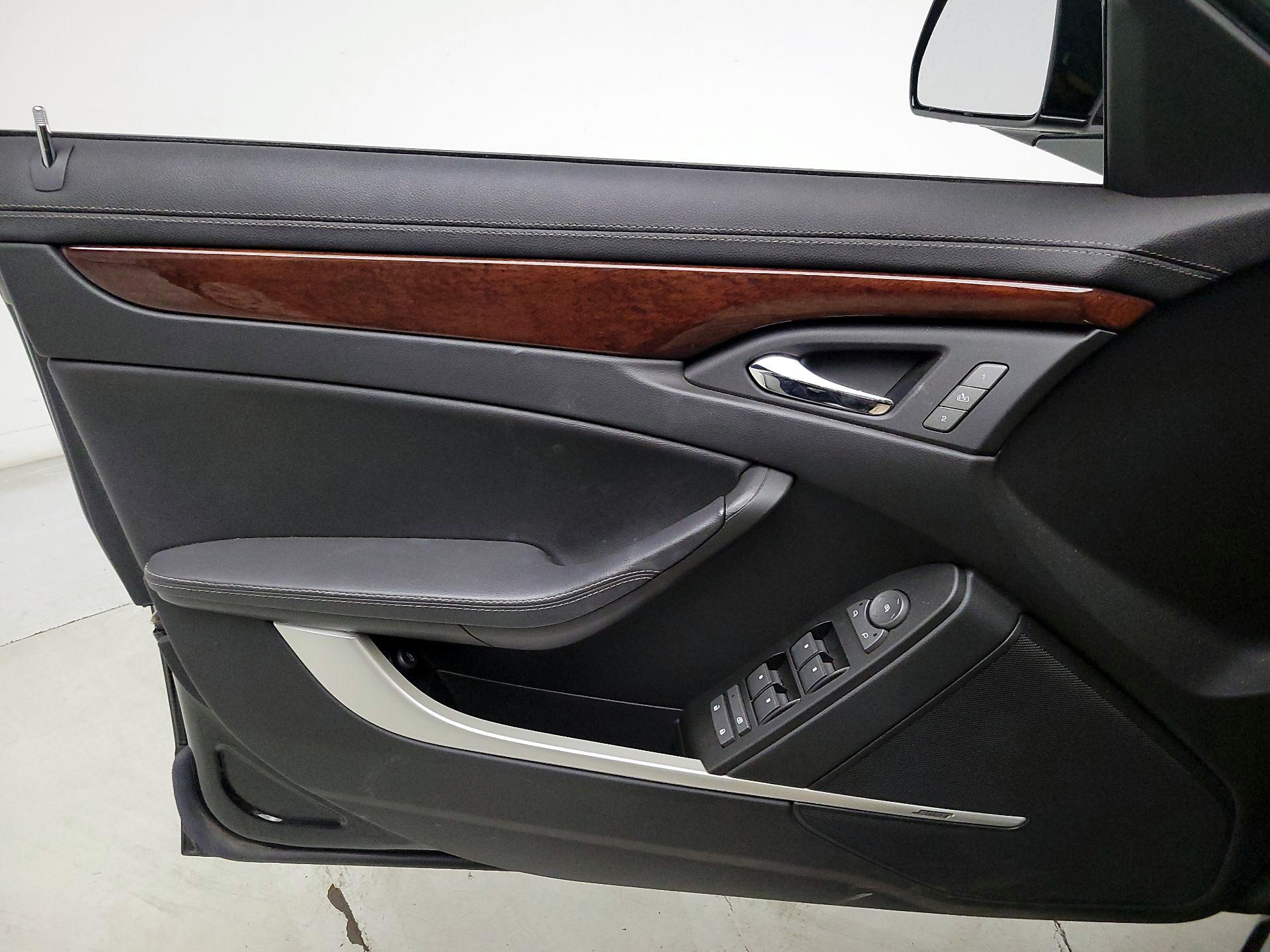 Thumbnail: 2013 Cadillac CTS - 12