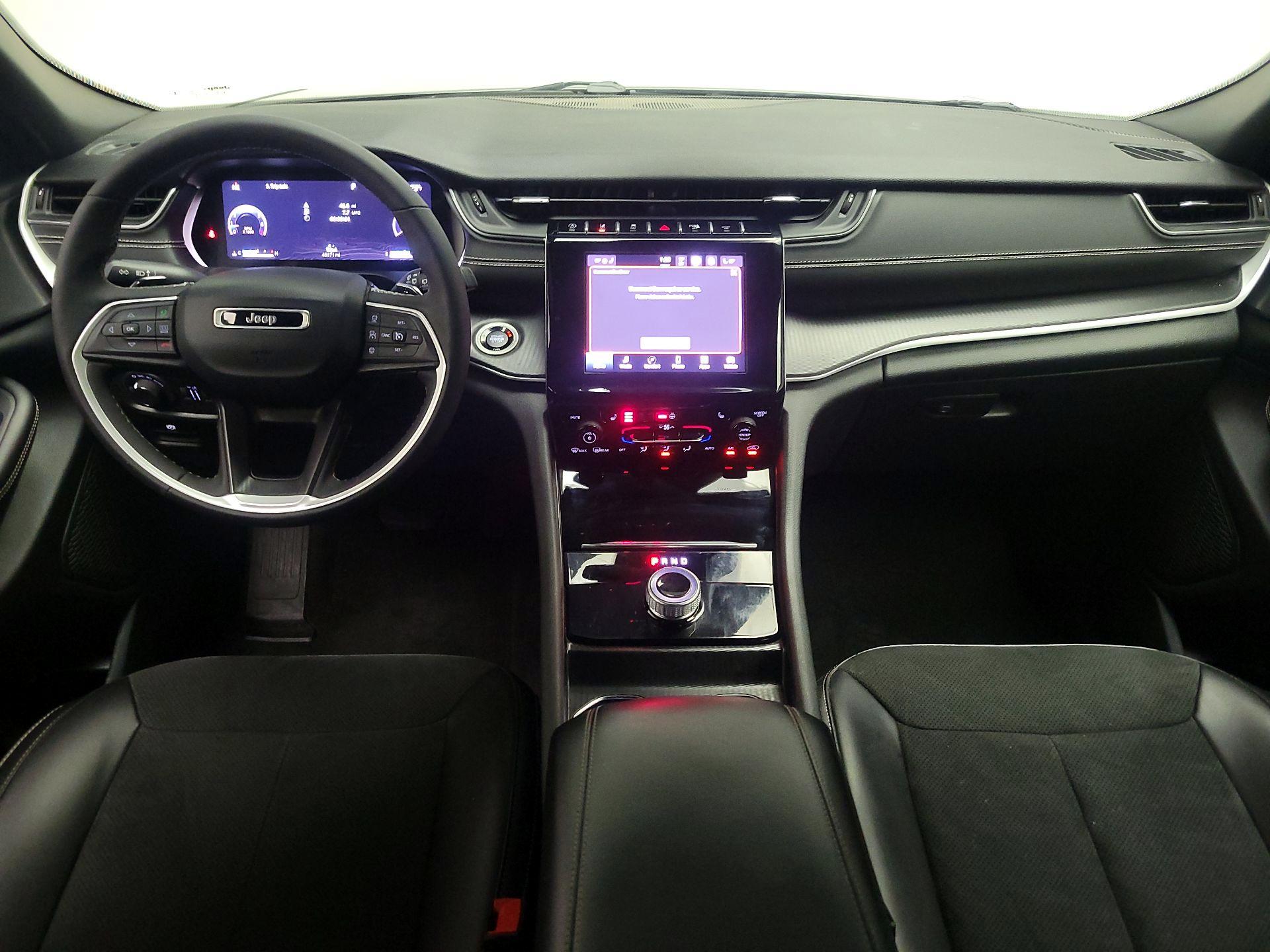 Thumbnail: 2023 Jeep Grand Cherokee L - 9