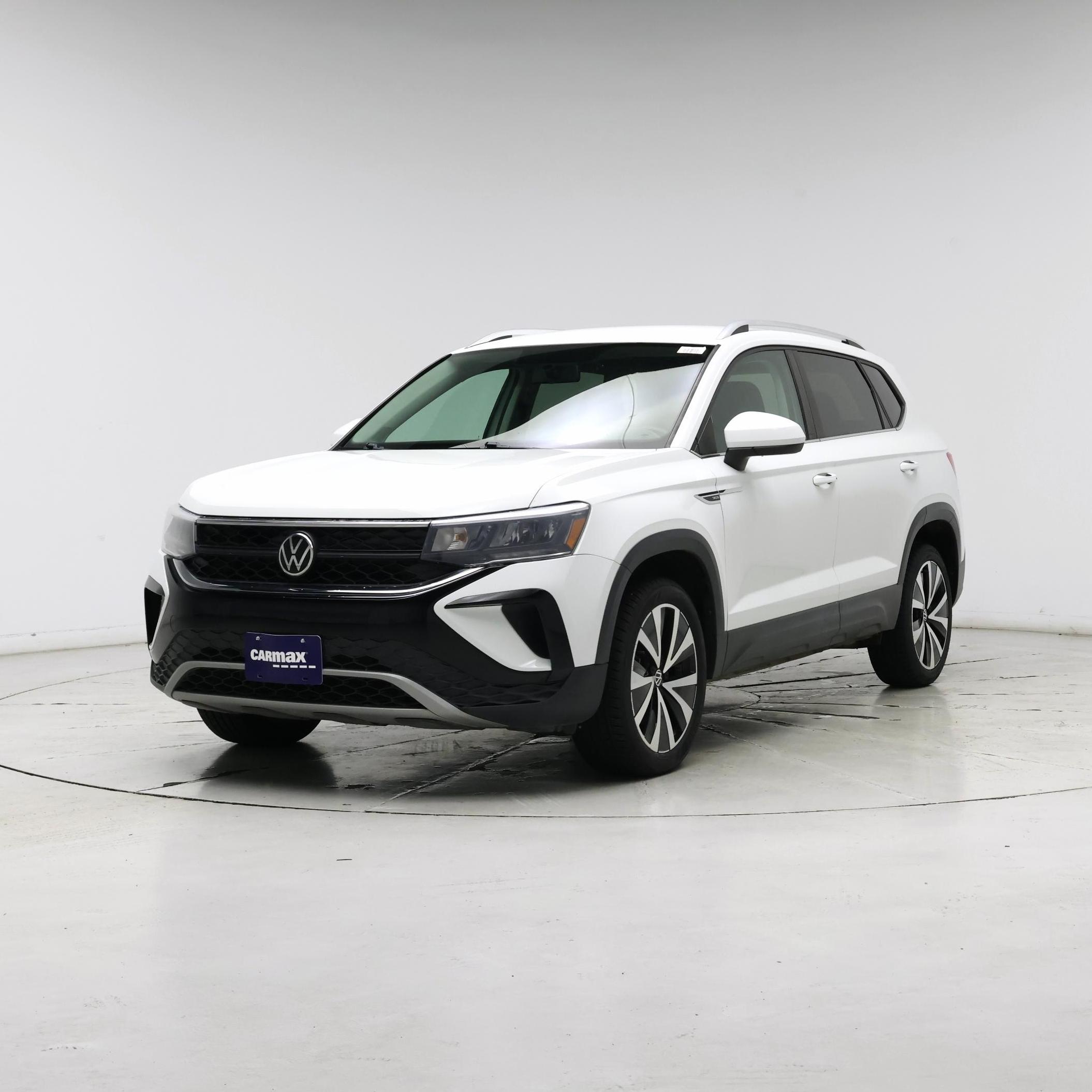 Thumbnail: 2022 Volkswagen Taos - 4