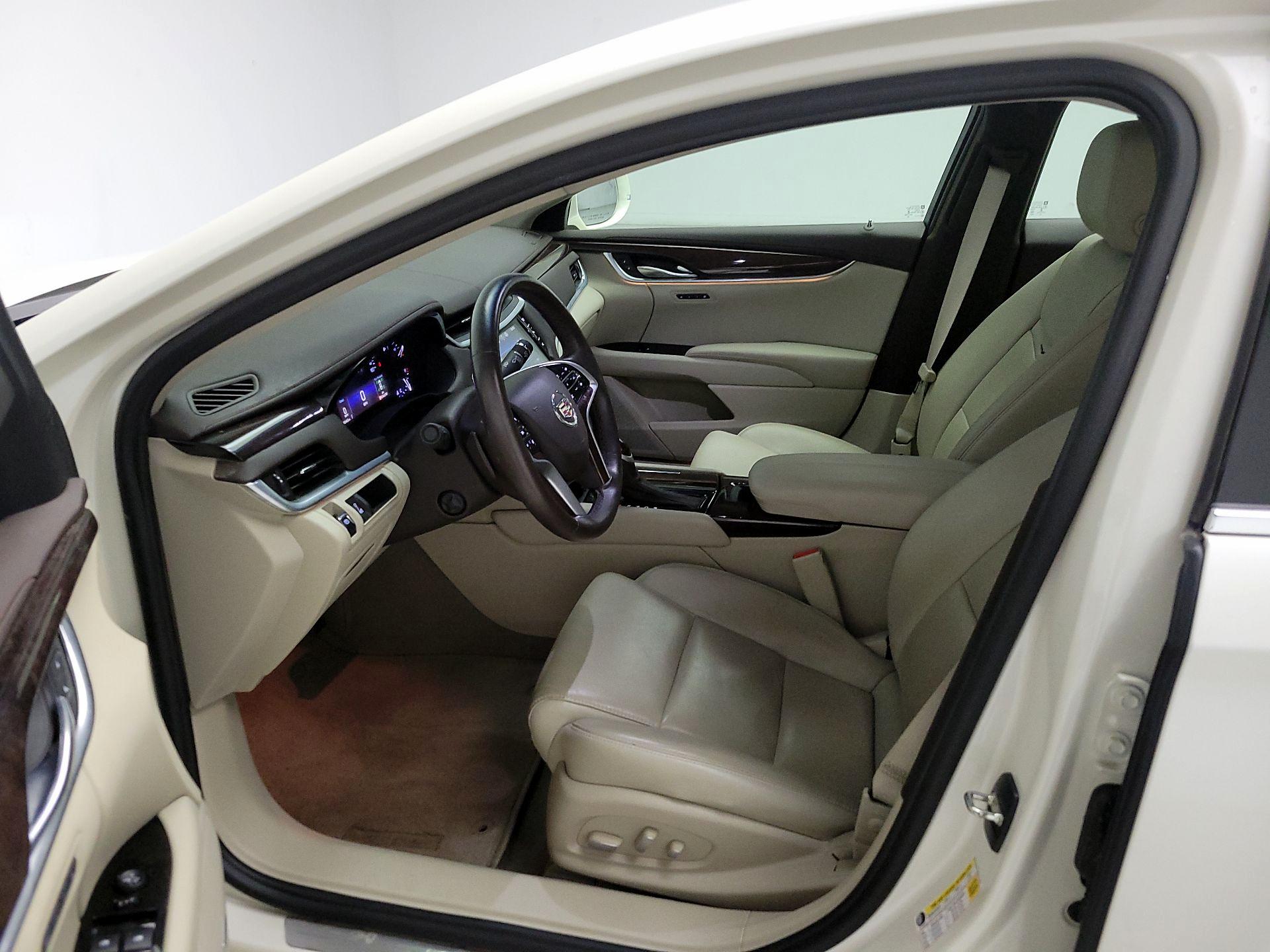 Thumbnail: 2015 Cadillac XTS - 11