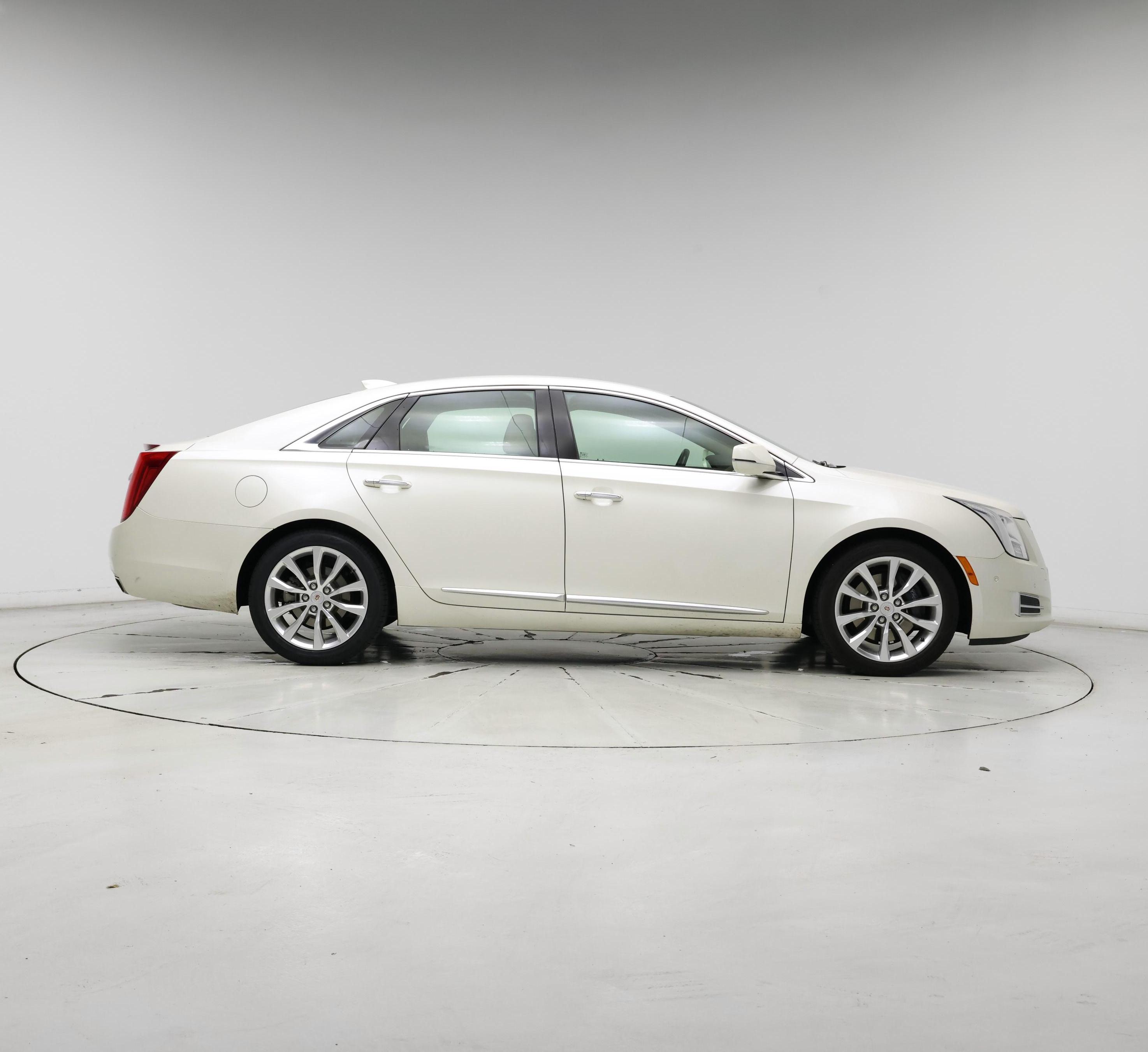 Thumbnail: 2015 Cadillac XTS - 7