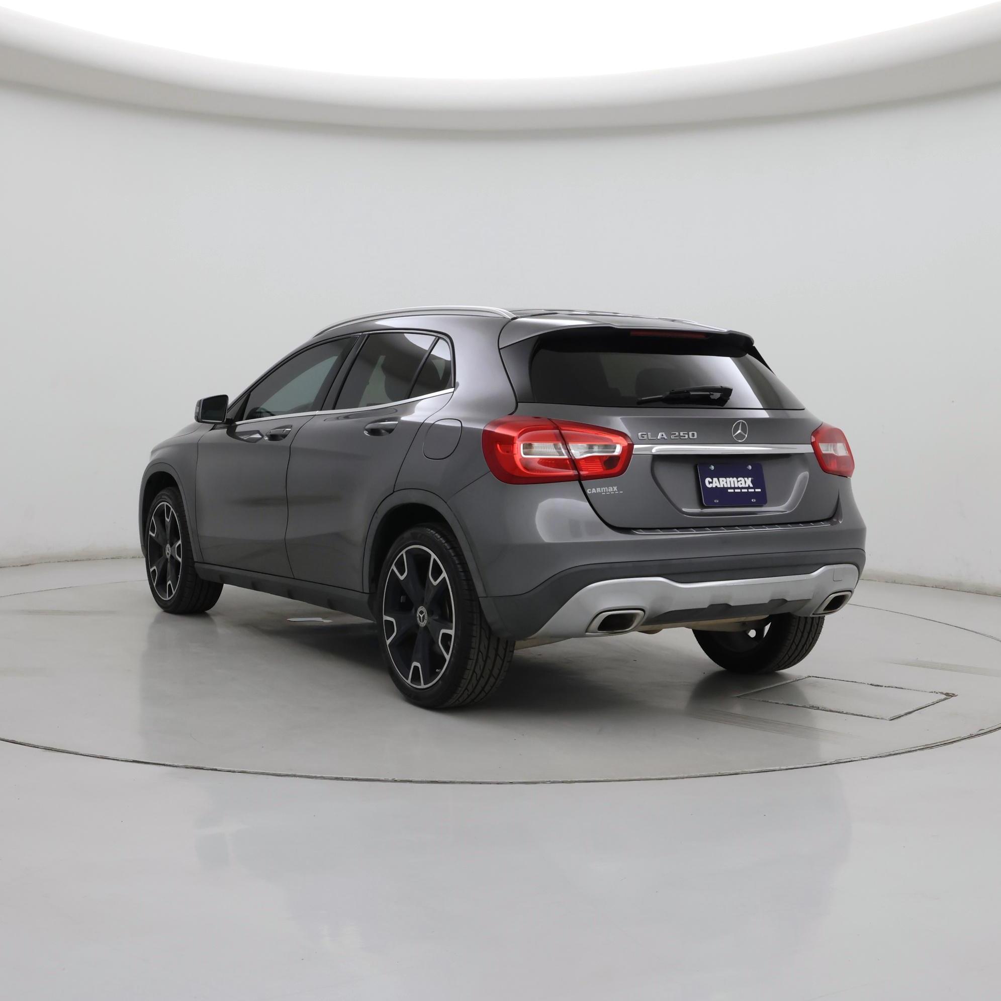 Thumbnail: 2018 Mercedes-Benz GLA - 2