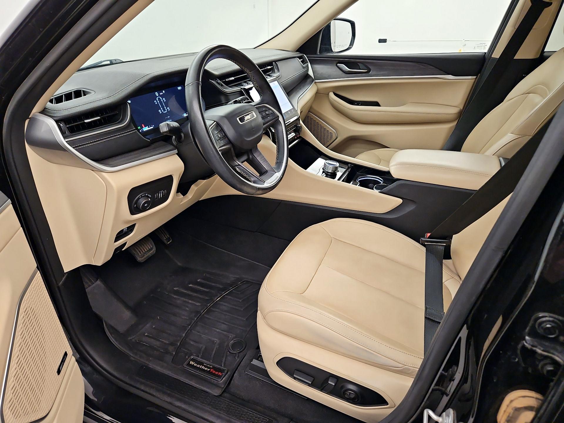 Thumbnail: 2022 Jeep Grand Cherokee L - 11