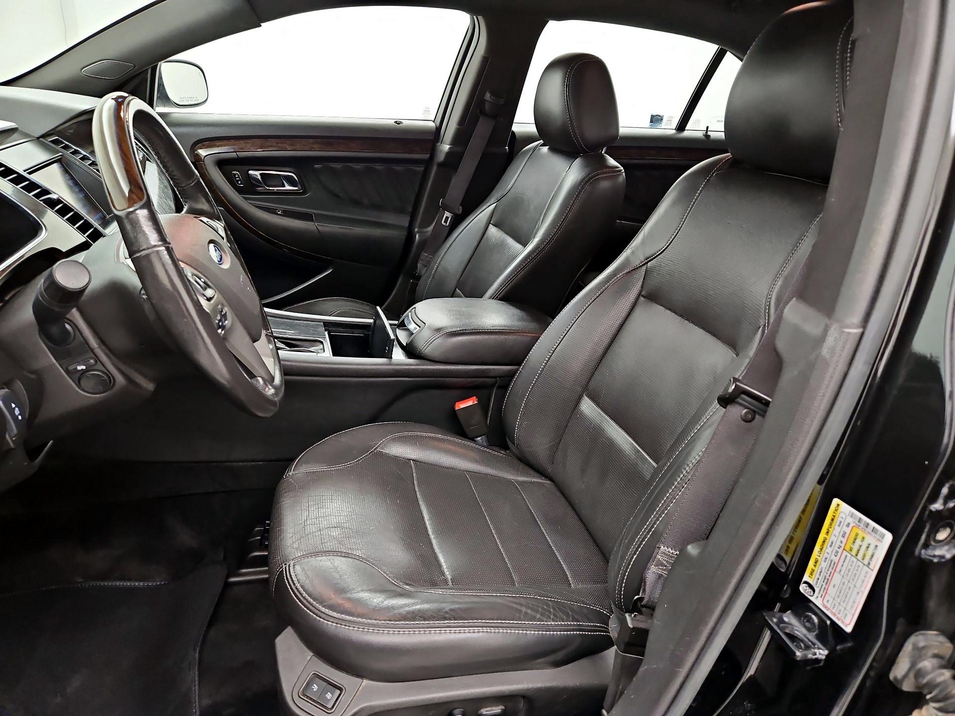 Thumbnail: 2013 Ford Taurus - 11