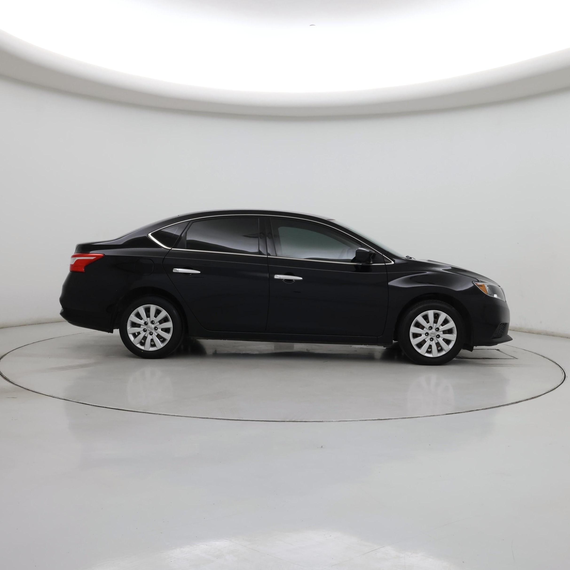 Thumbnail: 2019 Nissan Sentra - 7
