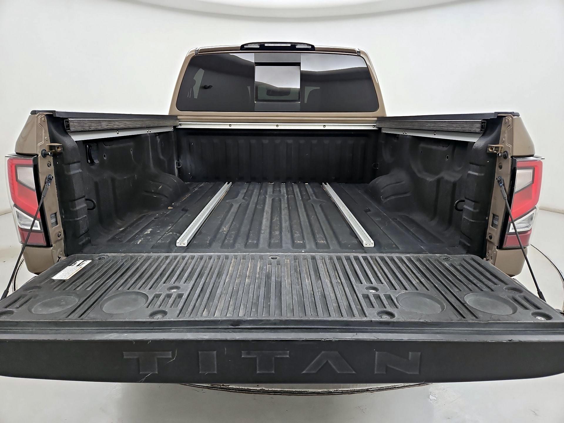 Thumbnail: 2021 Nissan Titan - 20