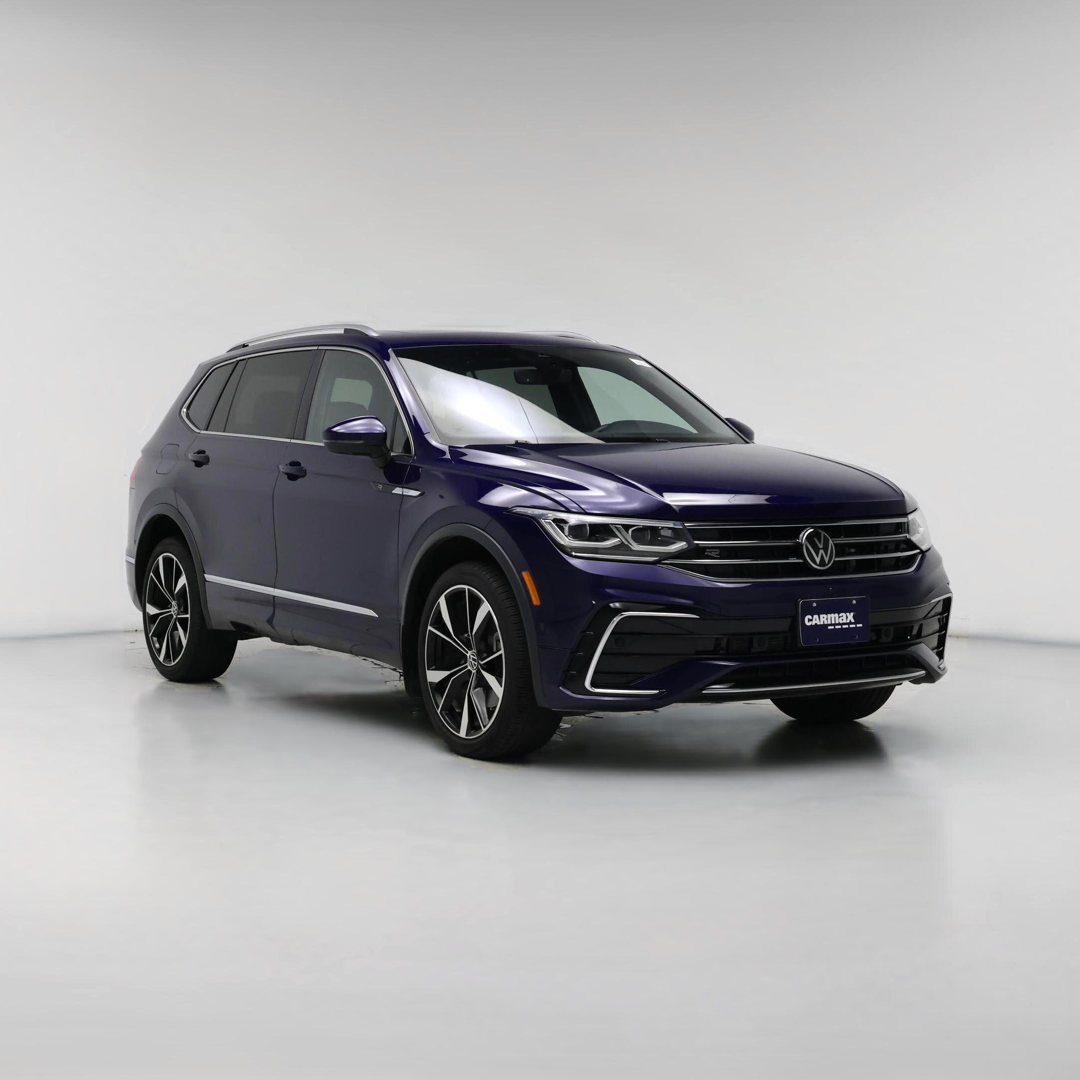 Thumbnail: 2022 Volkswagen Tiguan - 1
