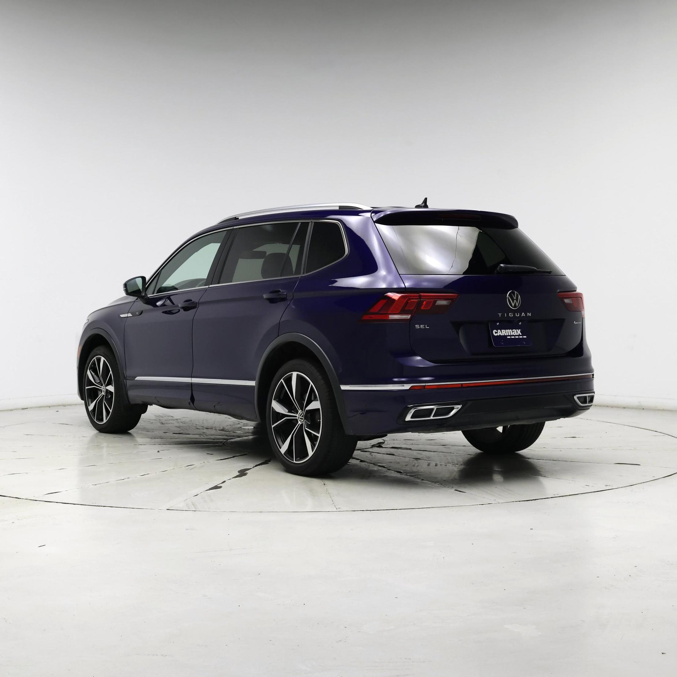 Thumbnail: 2022 Volkswagen Tiguan - 2