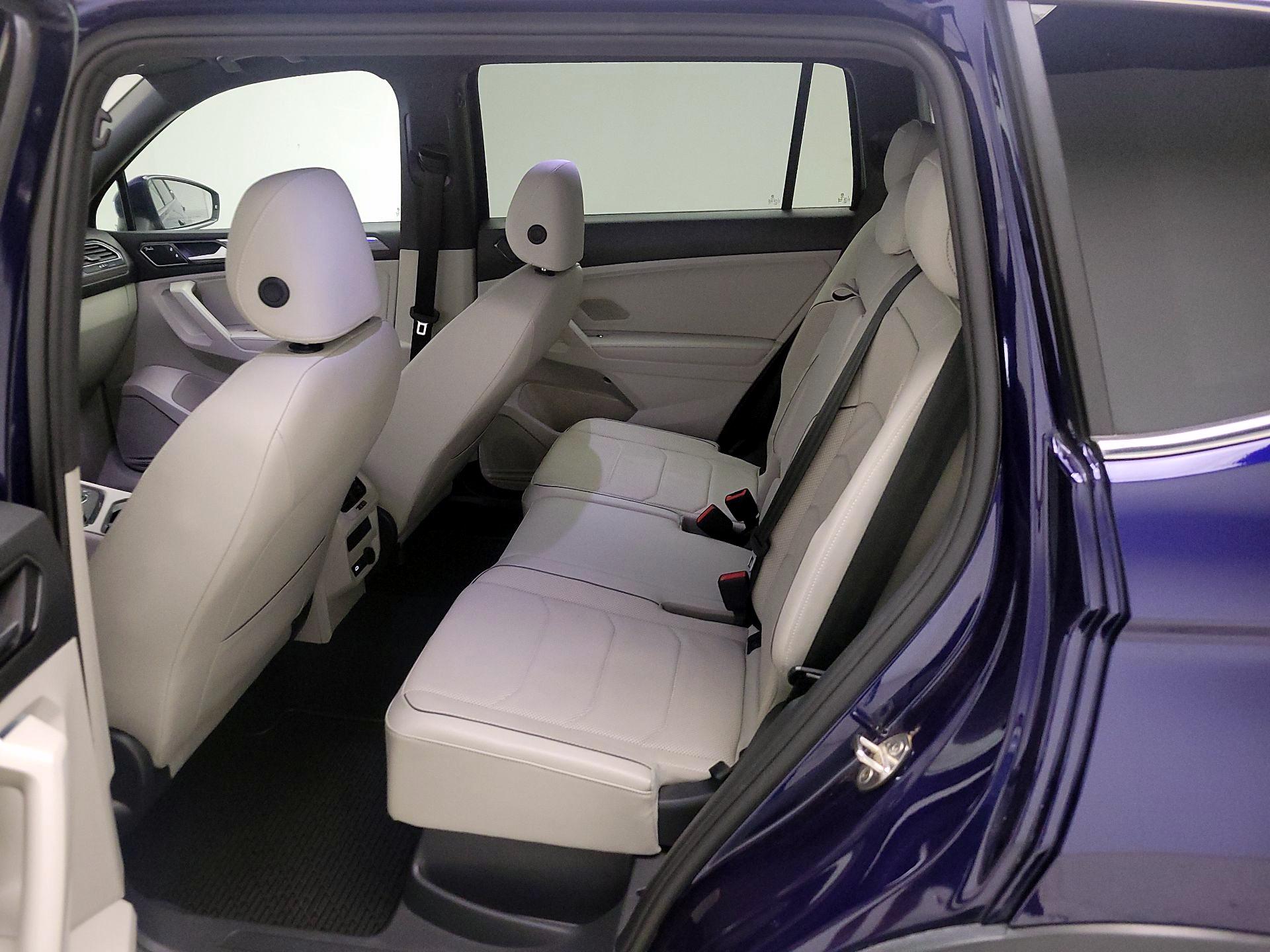 Thumbnail: 2022 Volkswagen Tiguan - 20