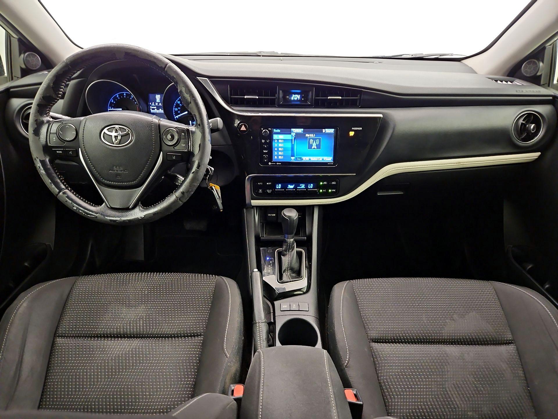 Thumbnail: 2017 Toyota Corolla iM - 9