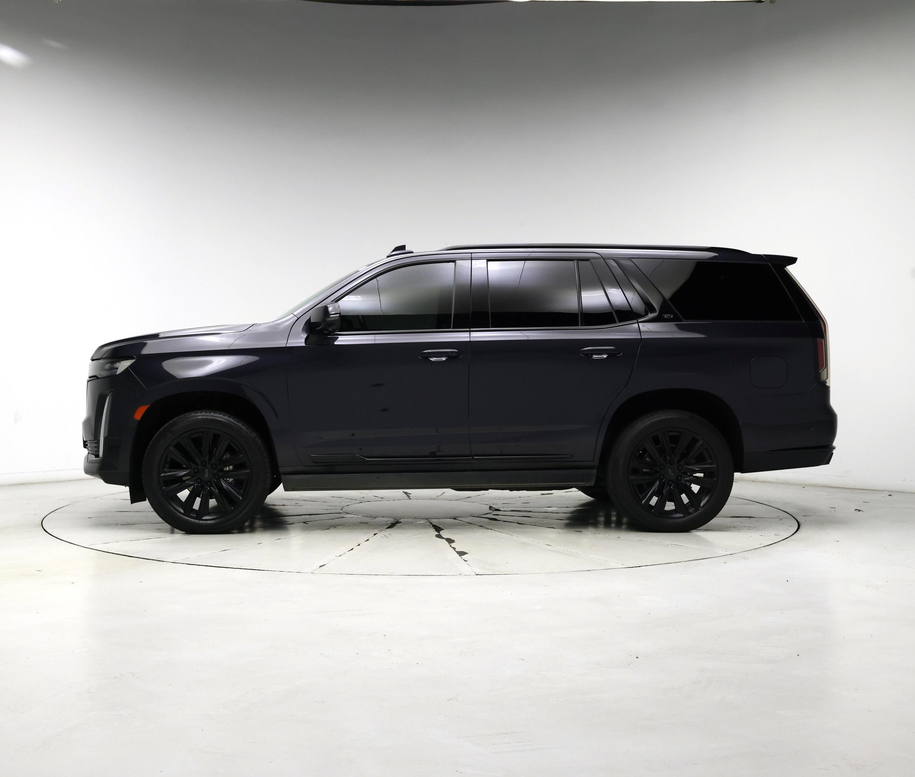 Thumbnail: 2022 Cadillac Escalade - 3