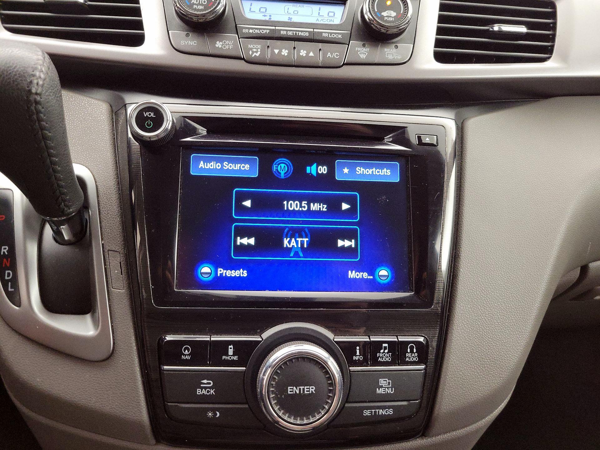 Thumbnail: 2016 Honda Odyssey - 15