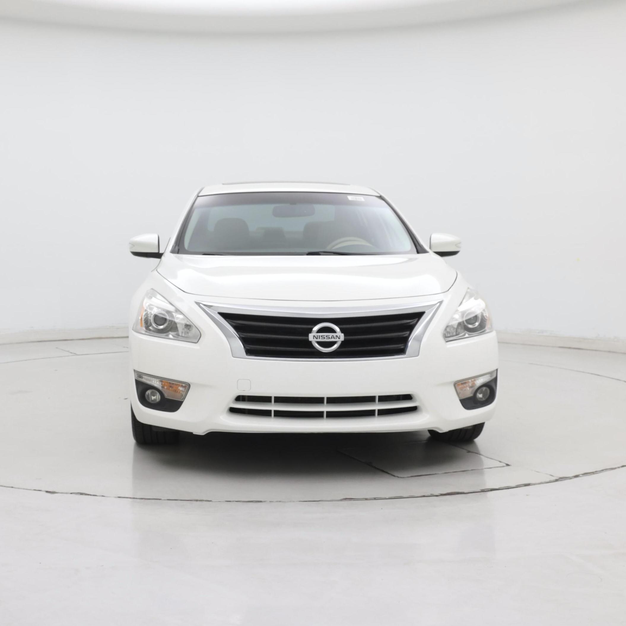 Thumbnail: 2015 Nissan Altima - 5
