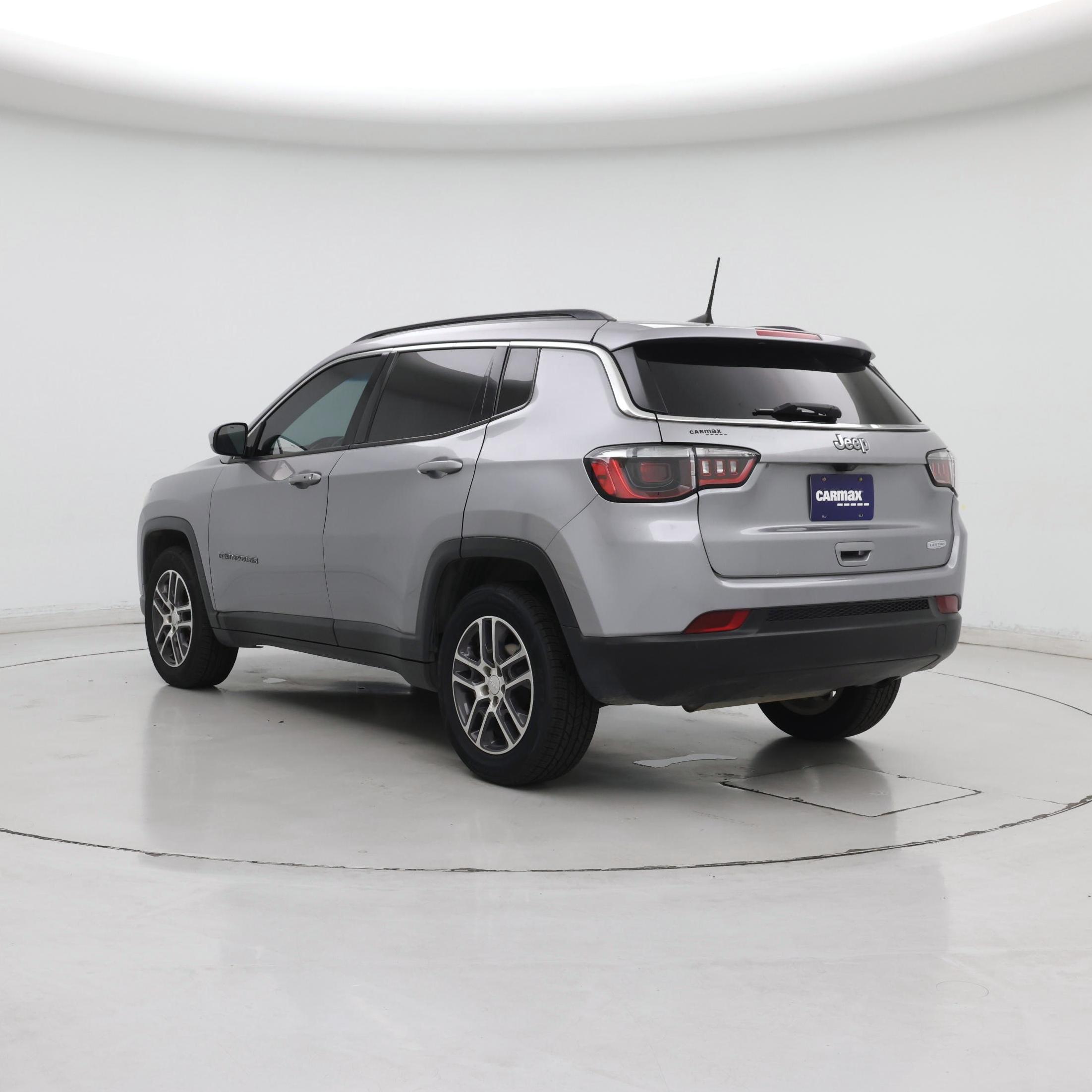 Thumbnail: 2018 Jeep Compass - 2