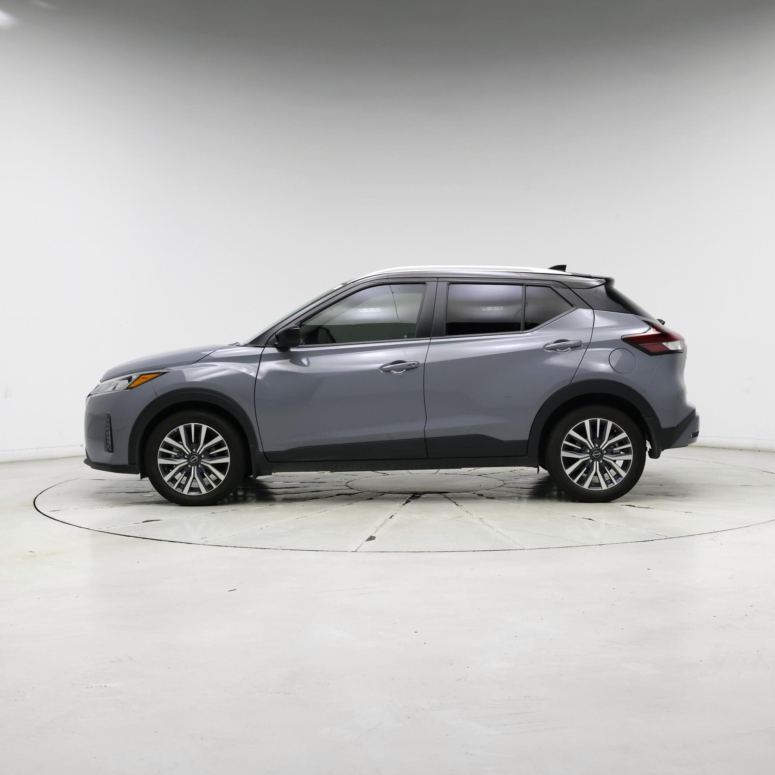 Thumbnail: 2024 Nissan Kicks - 3