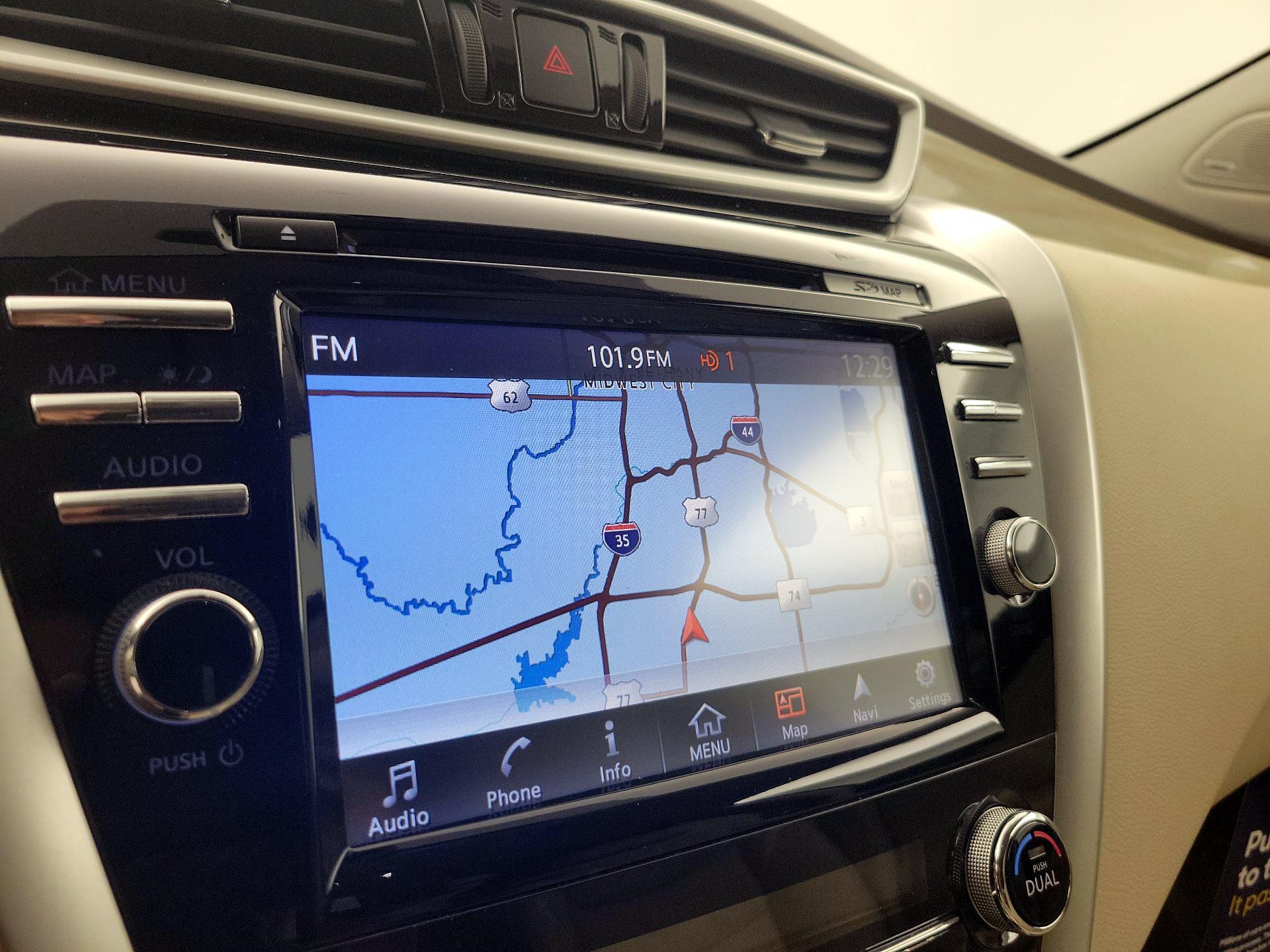 Thumbnail: 2015 Nissan Murano - 14