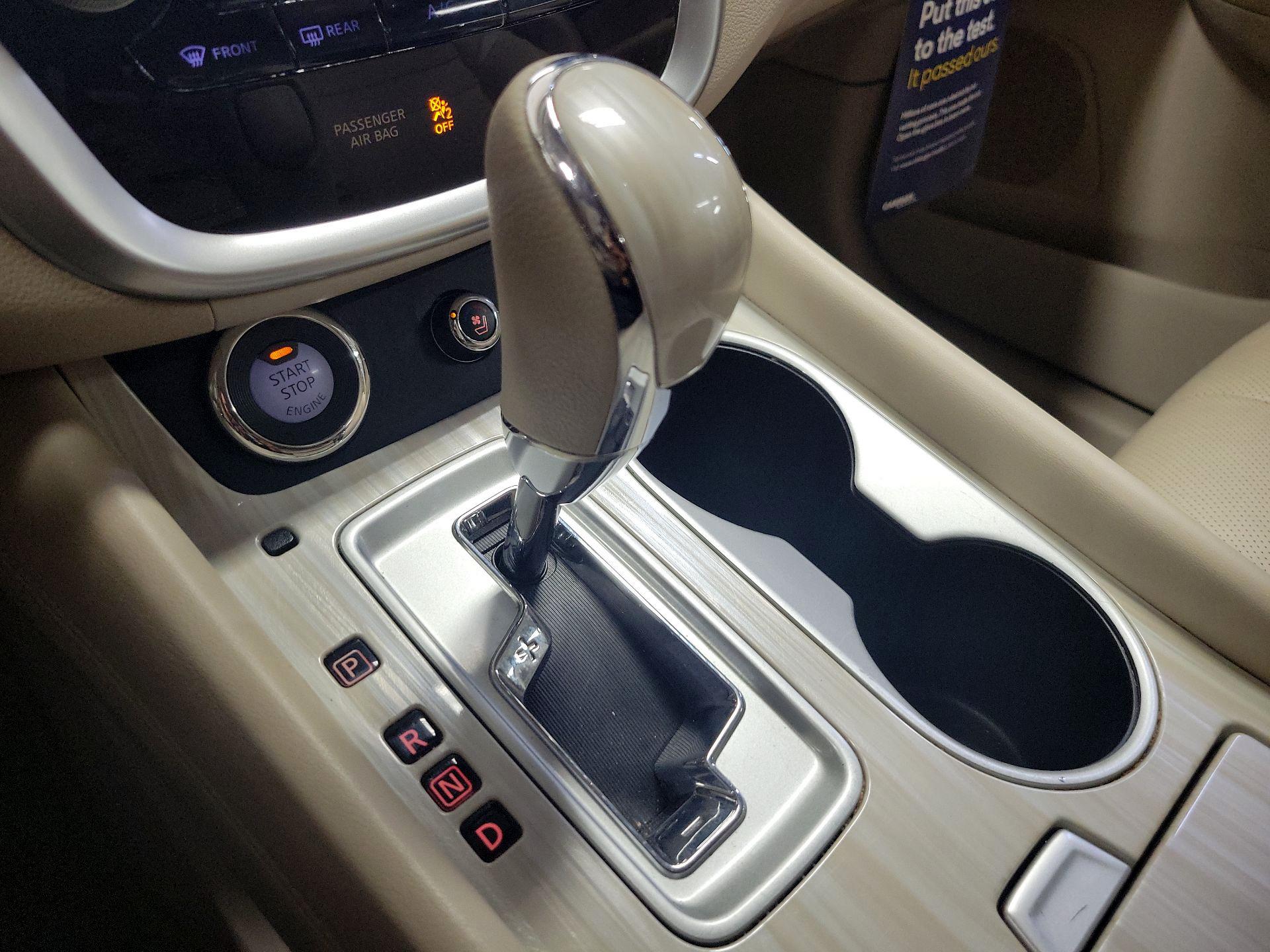 Thumbnail: 2015 Nissan Murano - 18