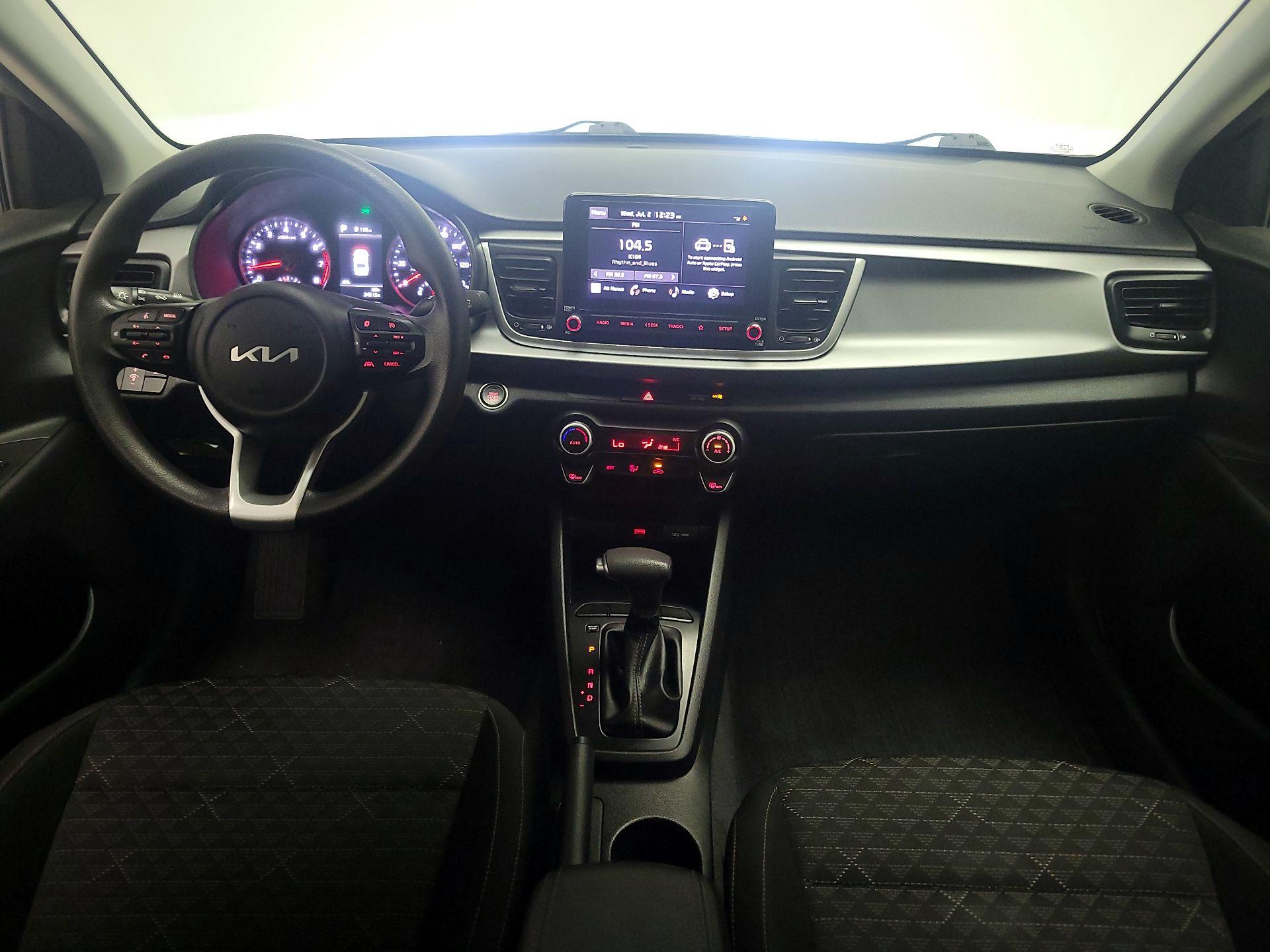 Thumbnail: 2023 Kia Rio - 9