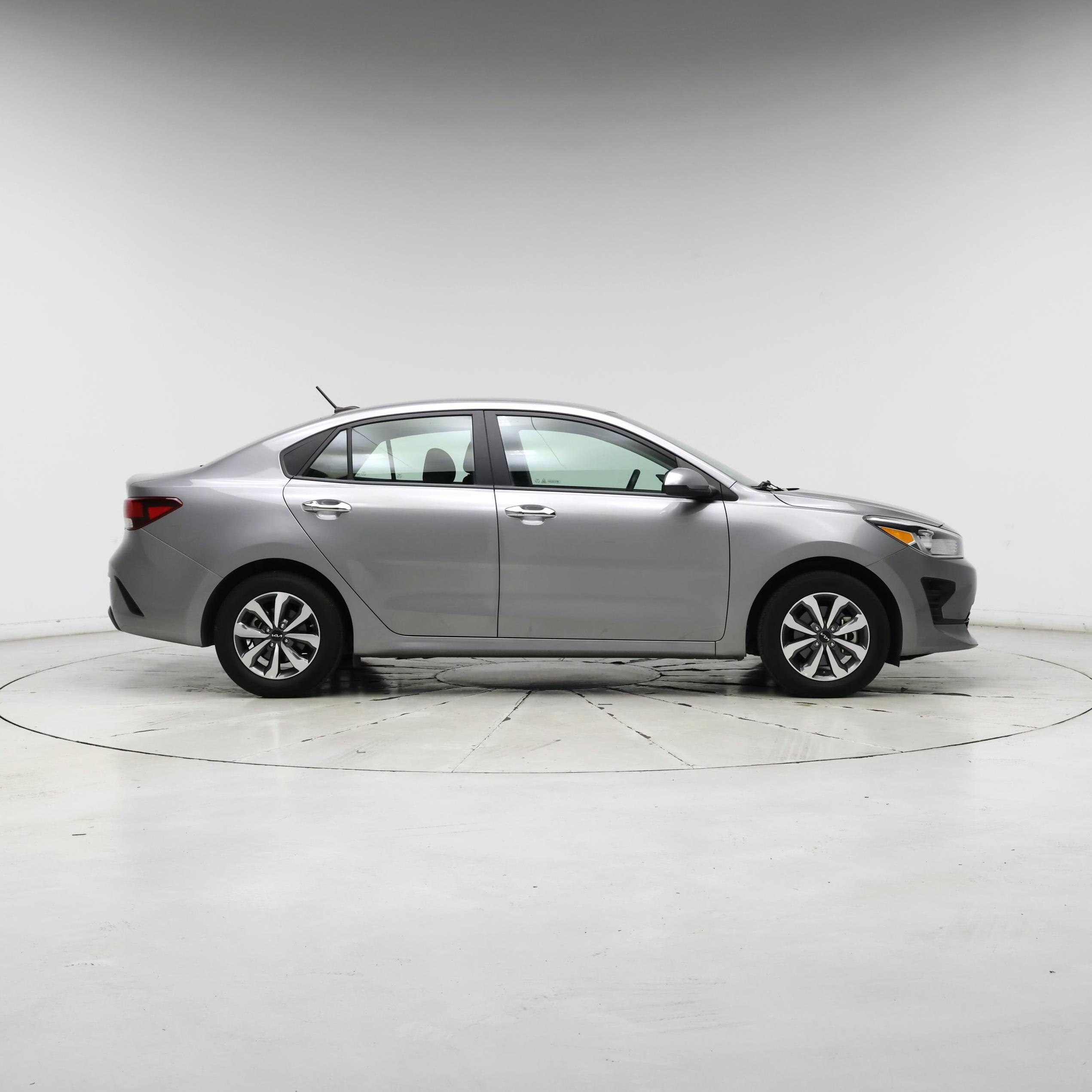 Thumbnail: 2023 Kia Rio - 7