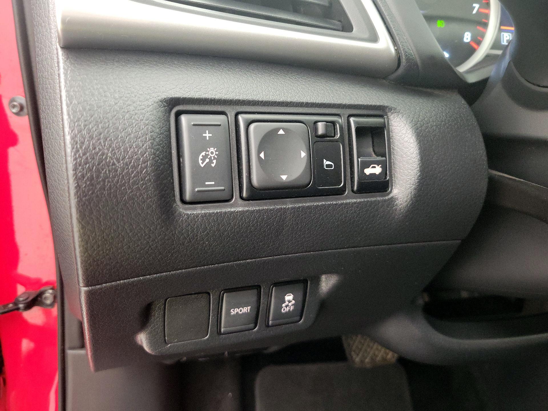 Thumbnail: 2019 Nissan Sentra - 13