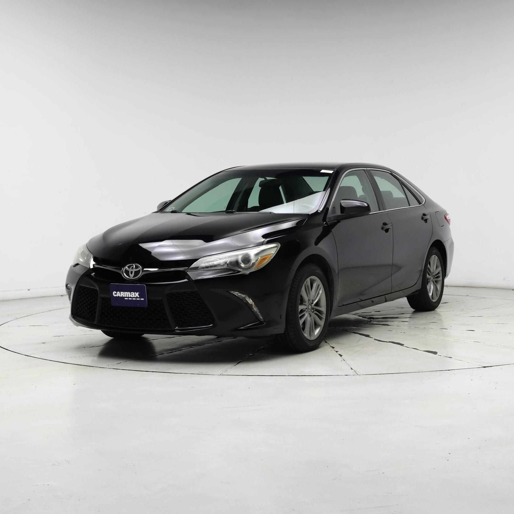 Thumbnail: 2017 Toyota Camry - 4