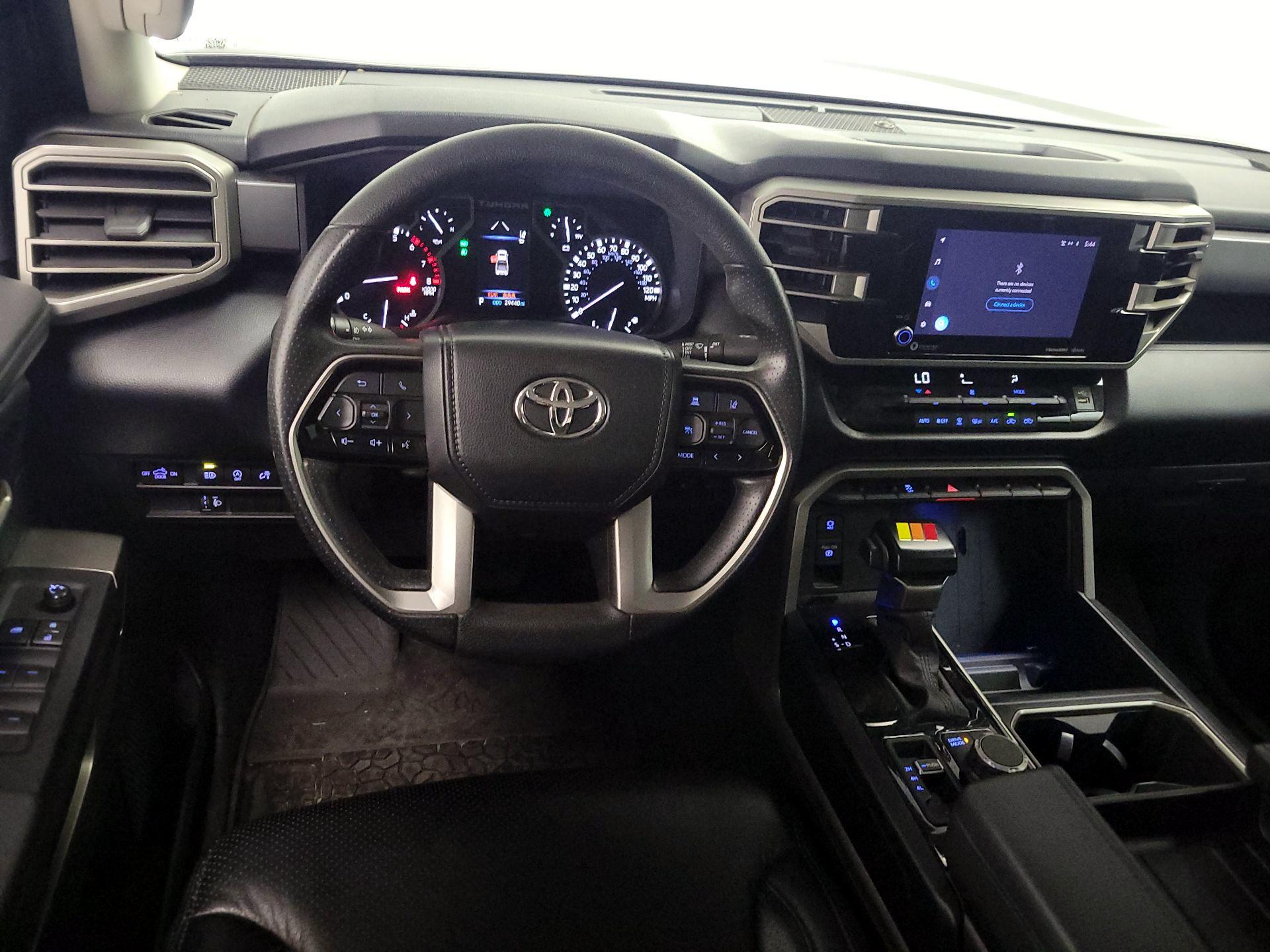 Thumbnail: 2022 Toyota Tundra - 10